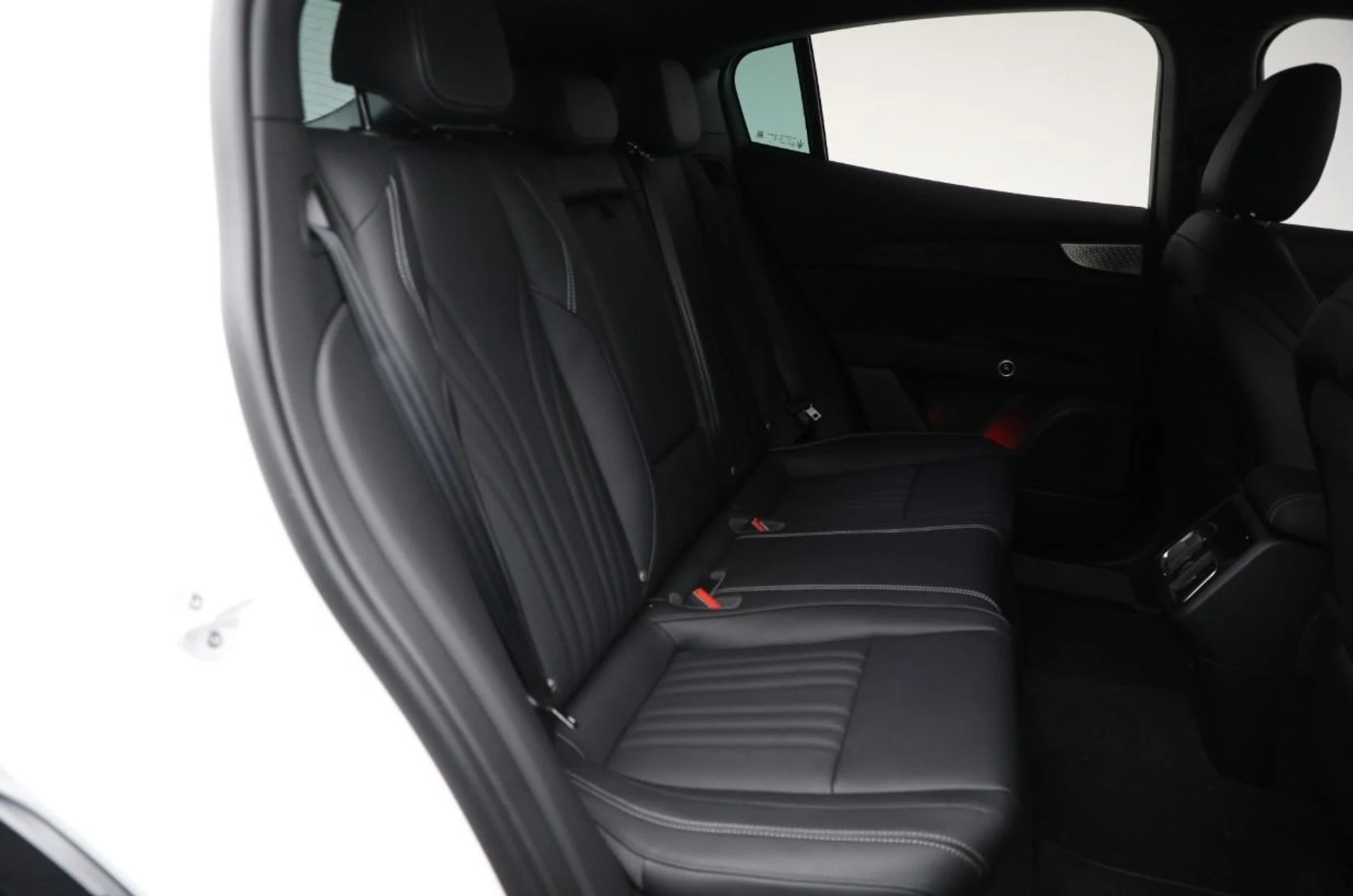 mph013_2405118_New_2025_Maserati_Grecale_Modena_c67d3ab134