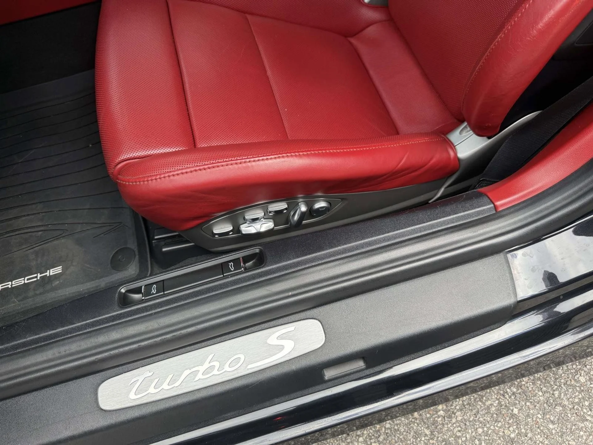 mph013_2410528343_146680a0d2710f450782e0bd7dcb494bx_649ad64849