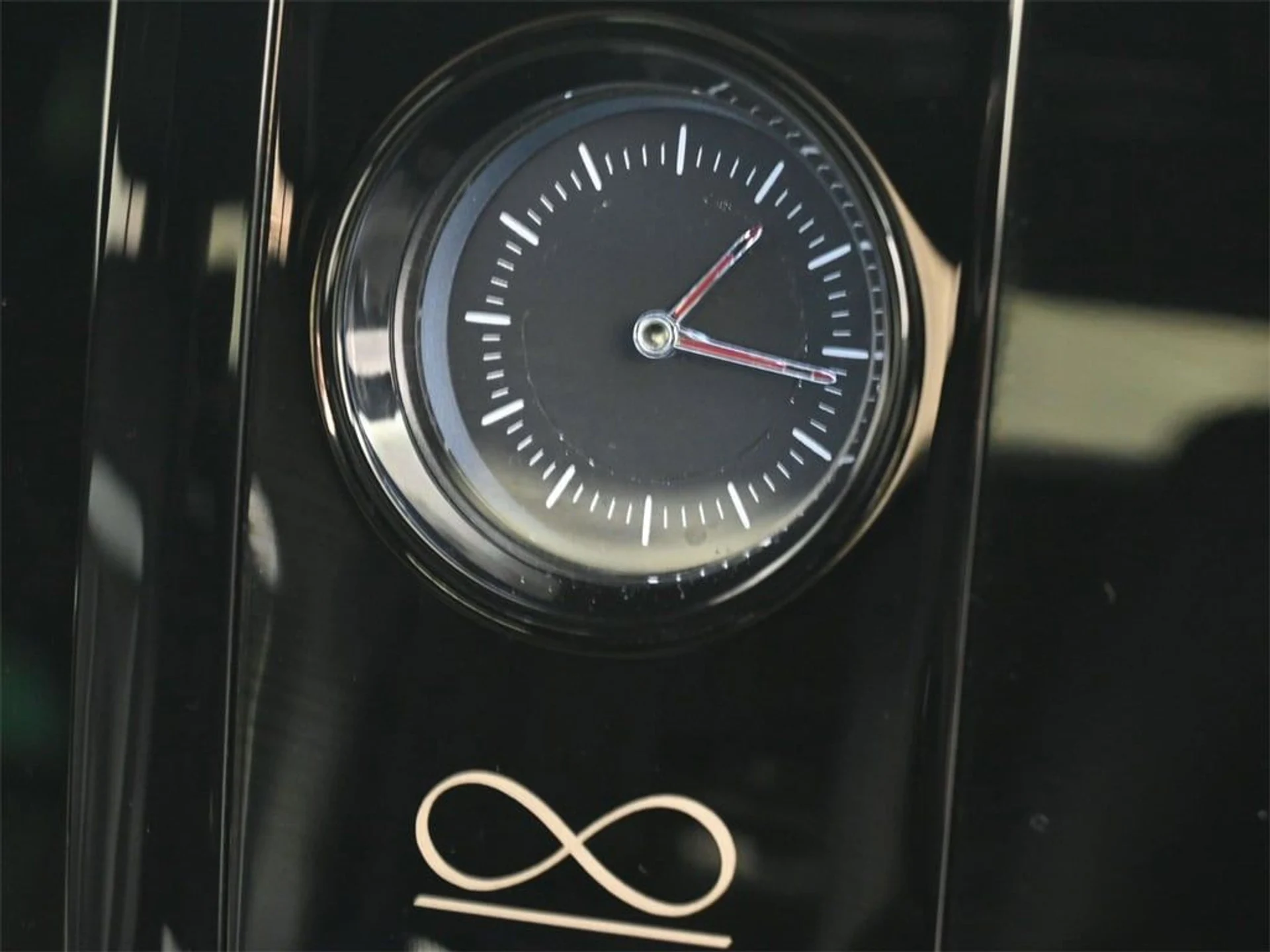 mph013_2415257971_4d1226dd52cbc70829b771db77e5d750x_a7cc876fe6