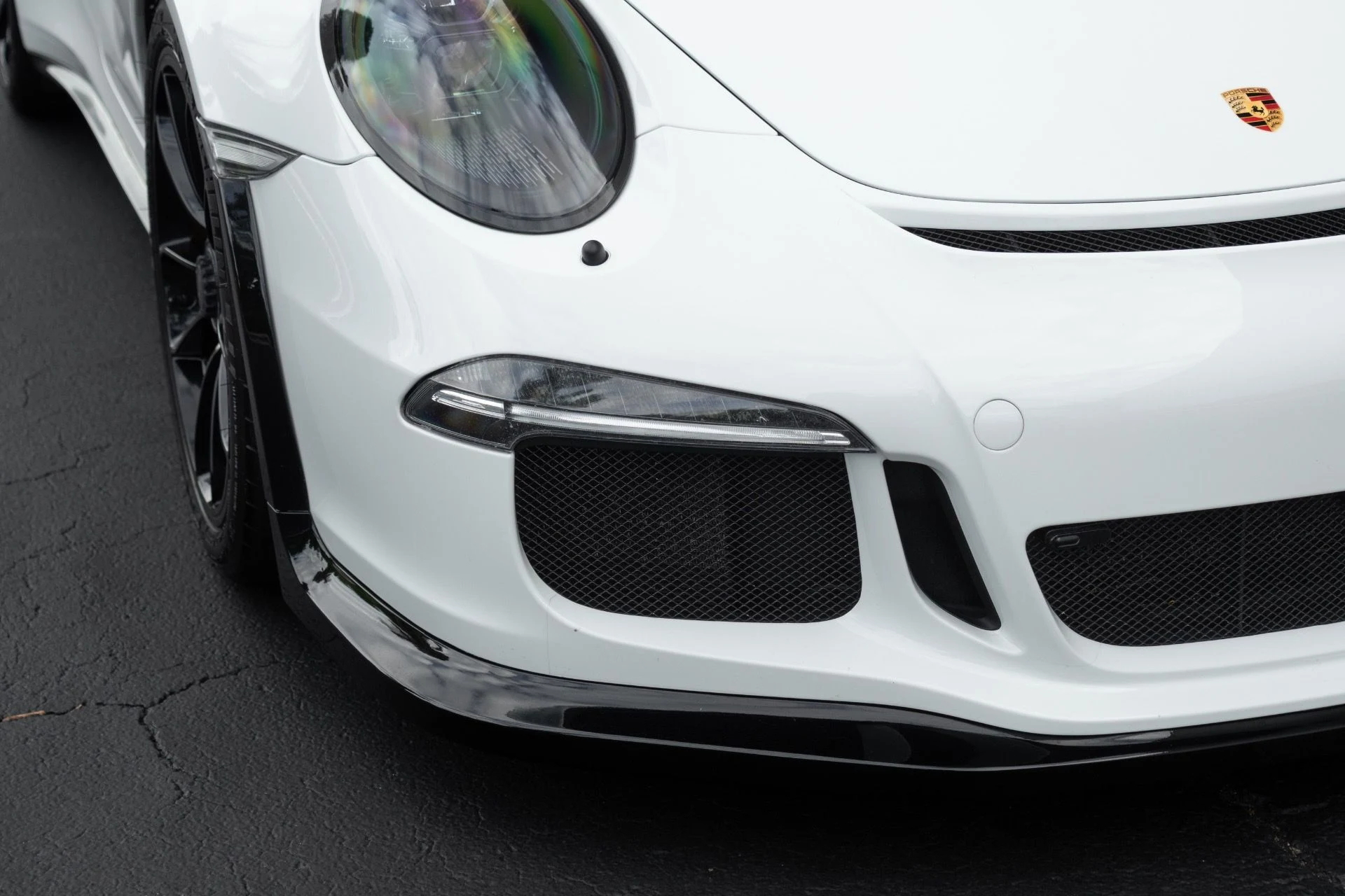 mph013_2422097600_Used_2016_Porsche_911_GT_3_RS_1761756649_6b62a4001c