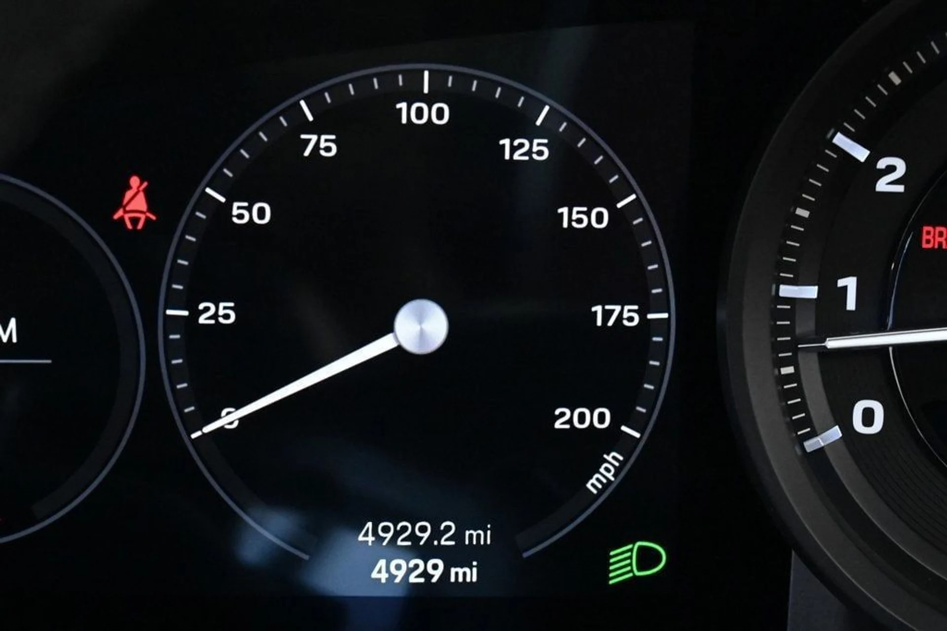 mph013_2426863135_d3ee9528f91744b5bc138378d678de34_7495721010