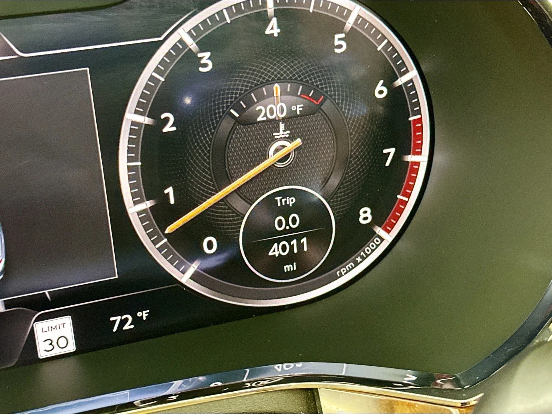 mph013_2426980530_14_6a1f1c8a6a