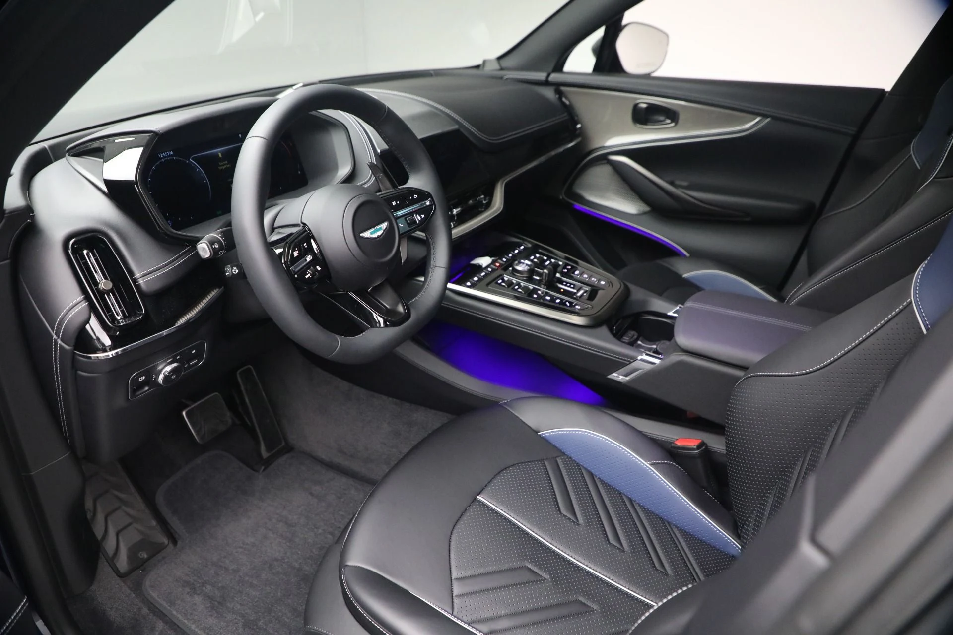 mph013_2430827877_New_2026_Aston_Martin_DBX_S_1779920374_990d809bfd
