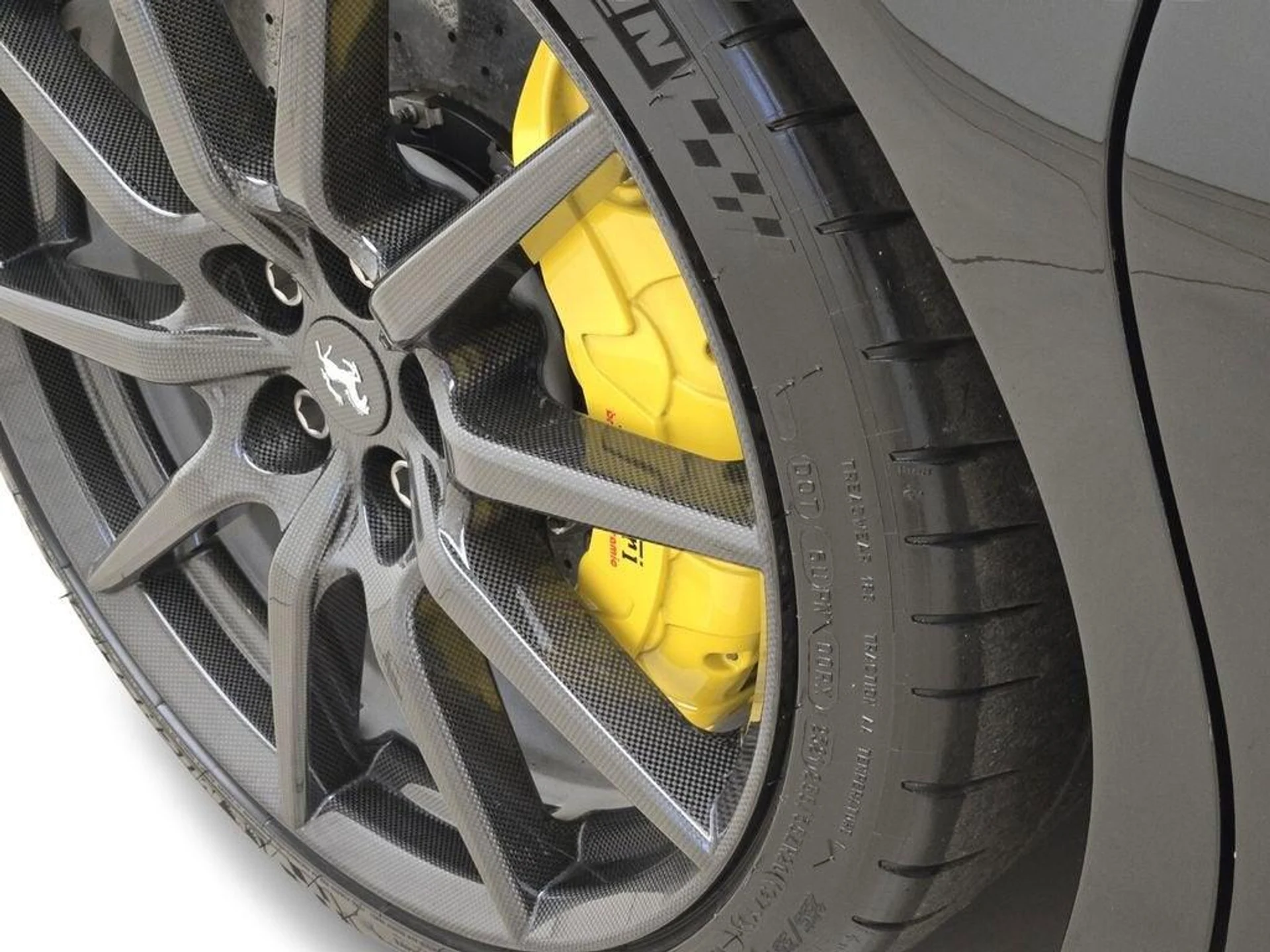 mph013_2431457997_Used_2022_Ferrari_SF_90_Stradale_1771612494_22946fc6b4