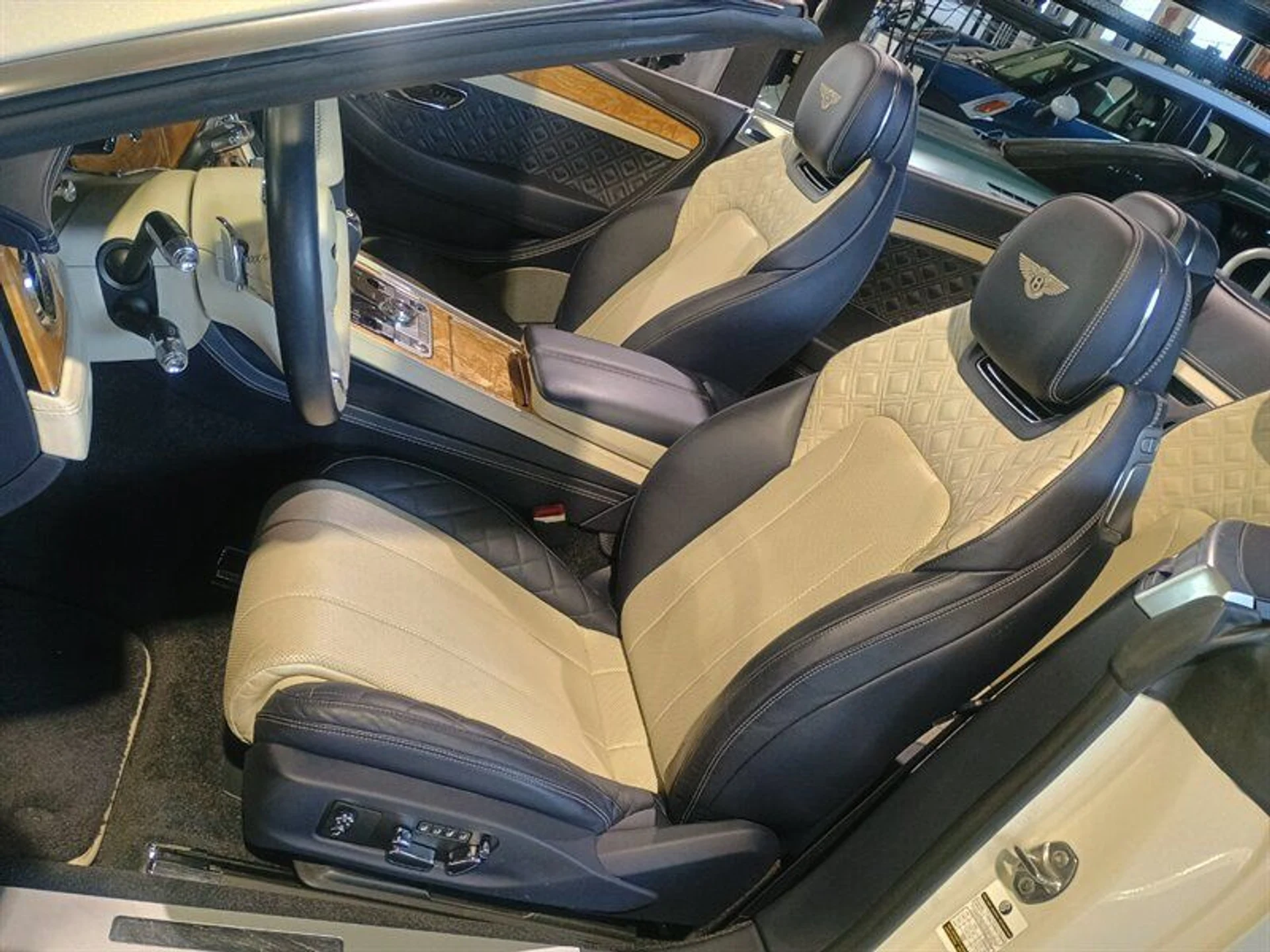 mph013_2433063554_e8570c53e8_800_58b73422c8