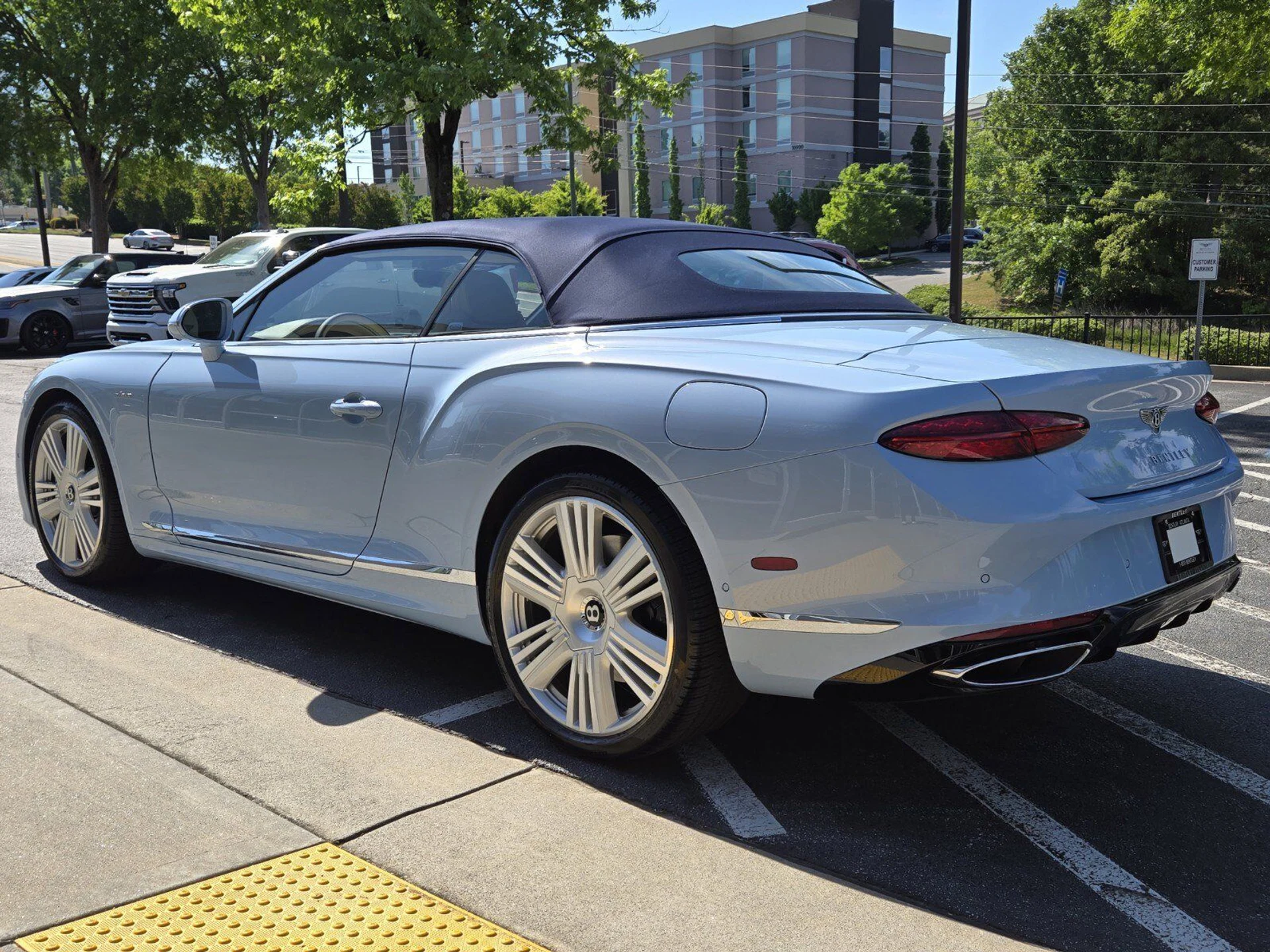 mph013_2434845985_941c66d52488cdd81a76f8e97eb12e85x_2f5190544c