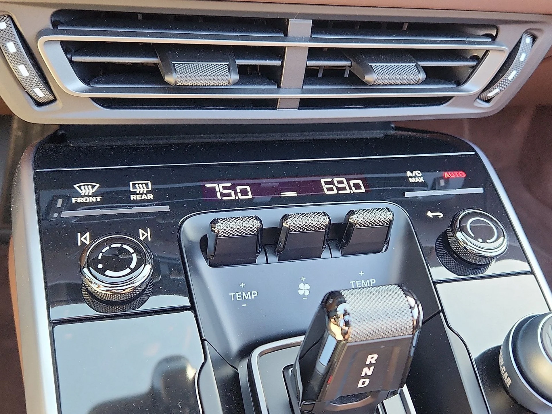 mph013_2435345179_fbe5d8efc8044c6ba458fa68f18c1f66_65851c3c58