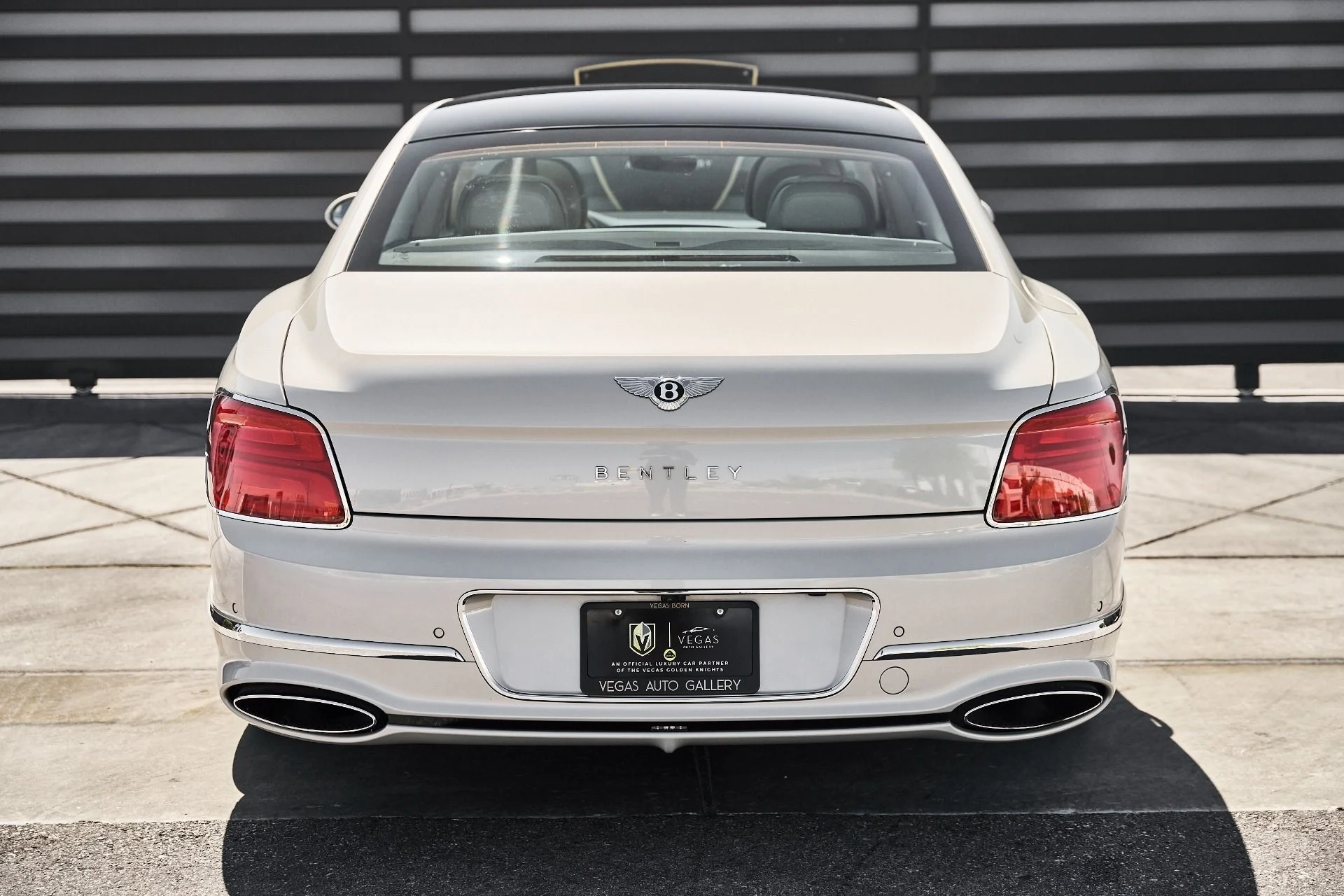 mph013_2436276457_Used_2022_Bentley_Flying_Spur_W12_1781228998_e07496fa18