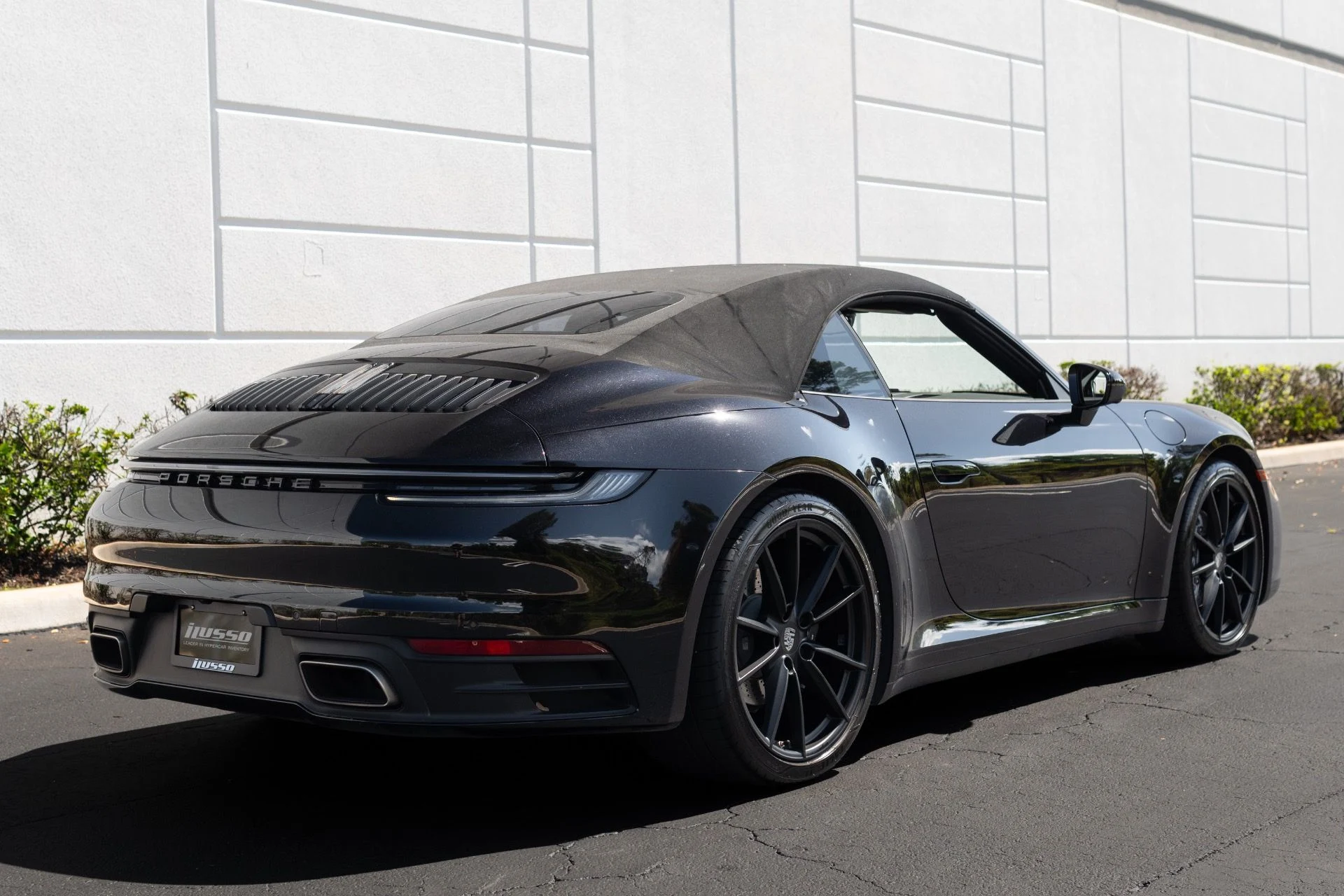 mph013_2439272064_Used_2021_Porsche_911_Carrera_1772596654_96c56f5c0e