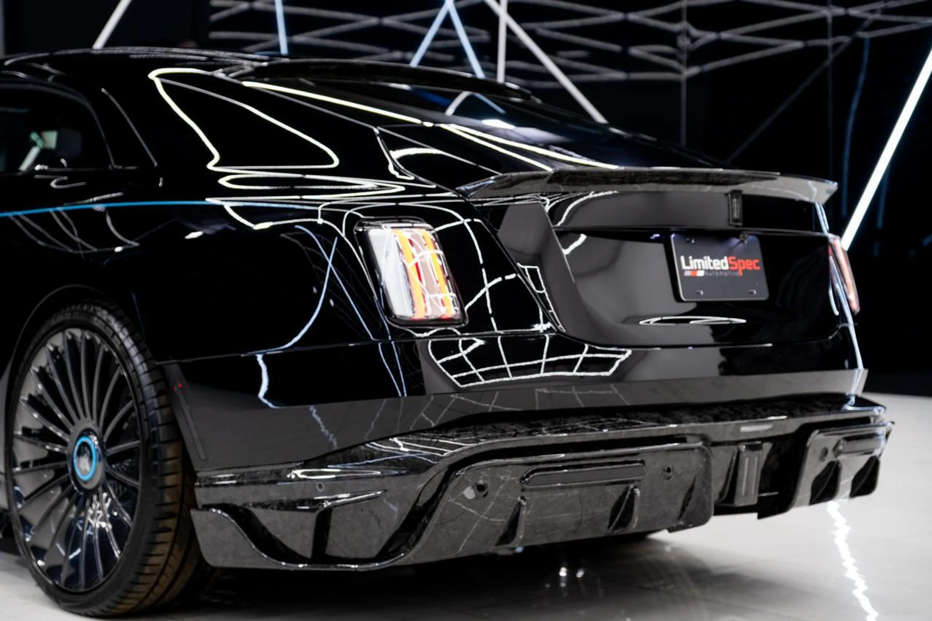 mph013_2441680060_339676266000287adecc87c324b6725f_ae585f7443