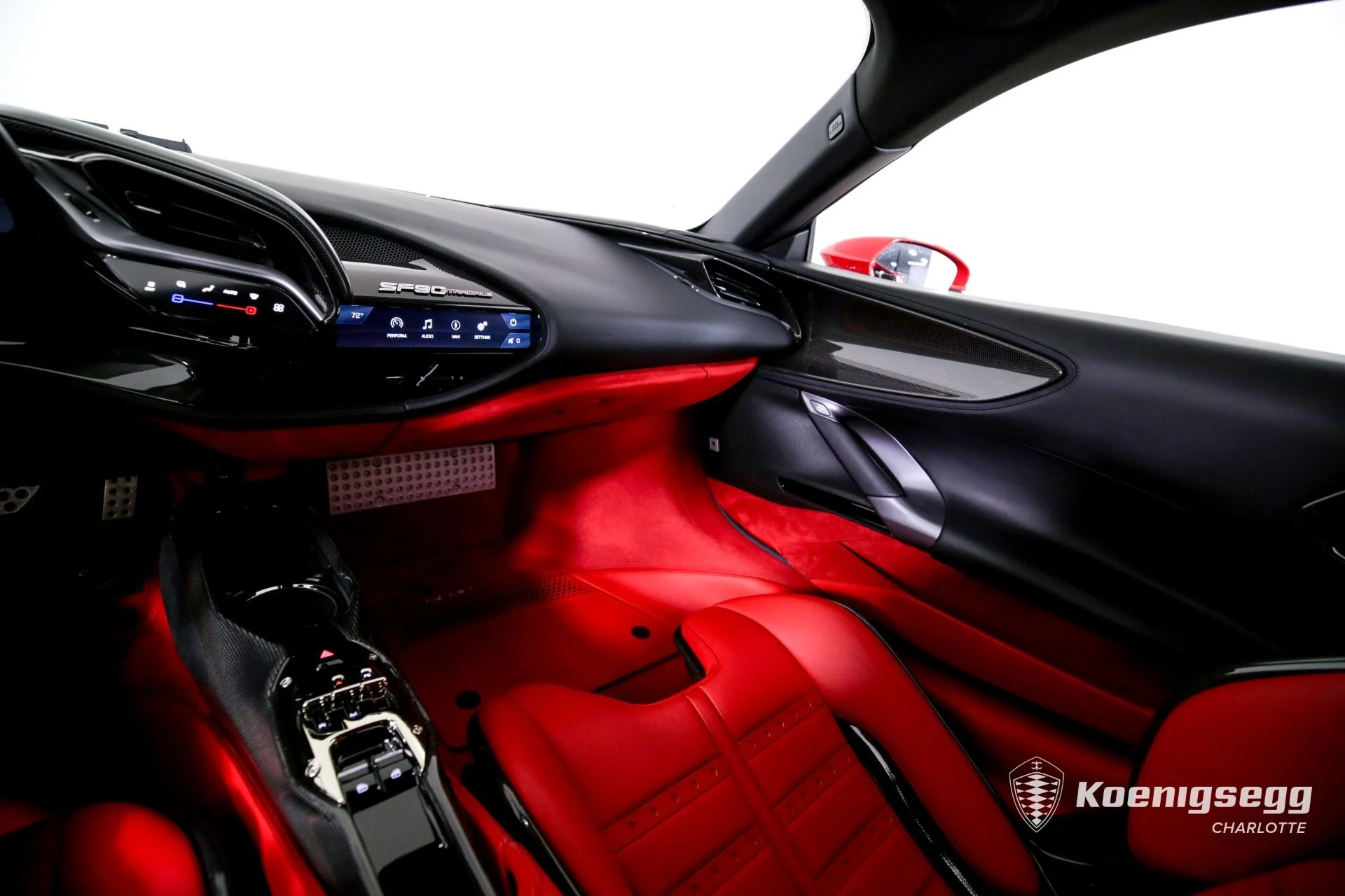 mph013_2446316844_Used_2021_Ferrari_SF_90_Stradale_1745601463_f73e55f27a