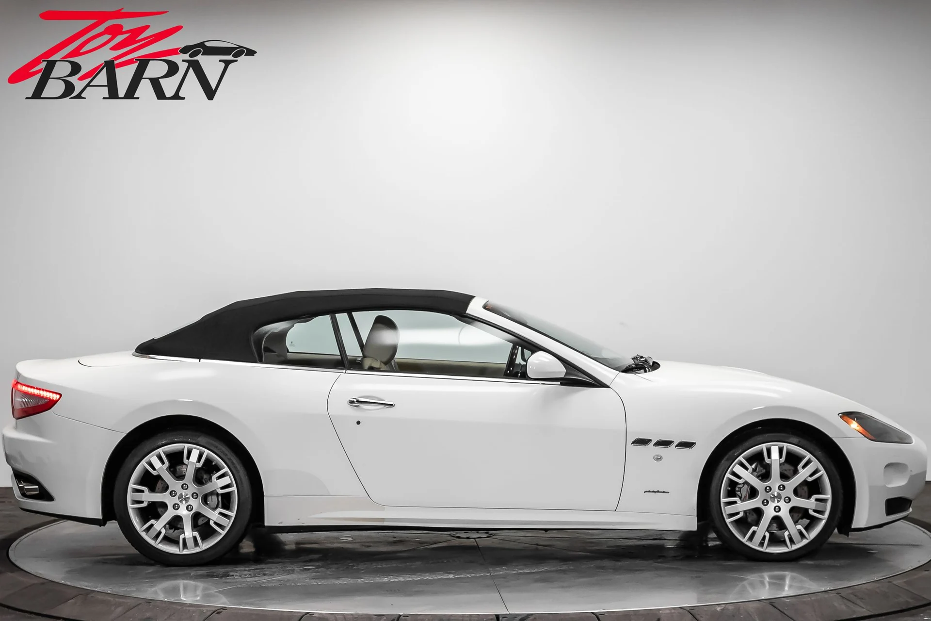 mph013_2450600371_bd416d415cb6682fa49c0a12c5dd4379x_1c7e7e8368