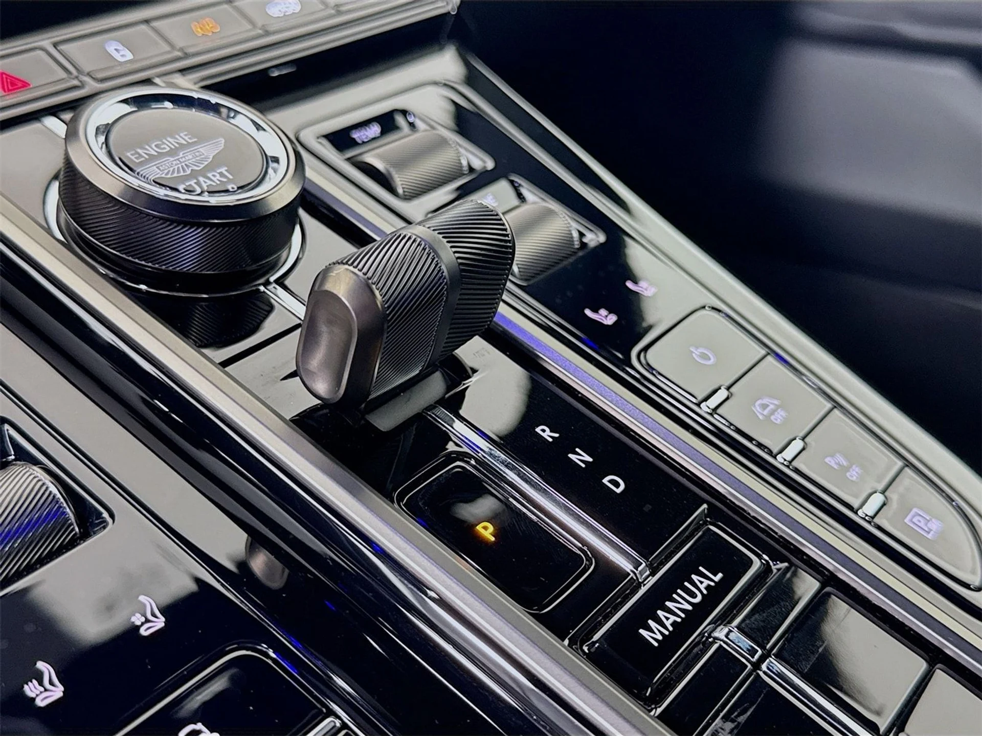 mph013_2451602722_65254e6cd14f470017e8b8b43b8817a0x_81952083ca