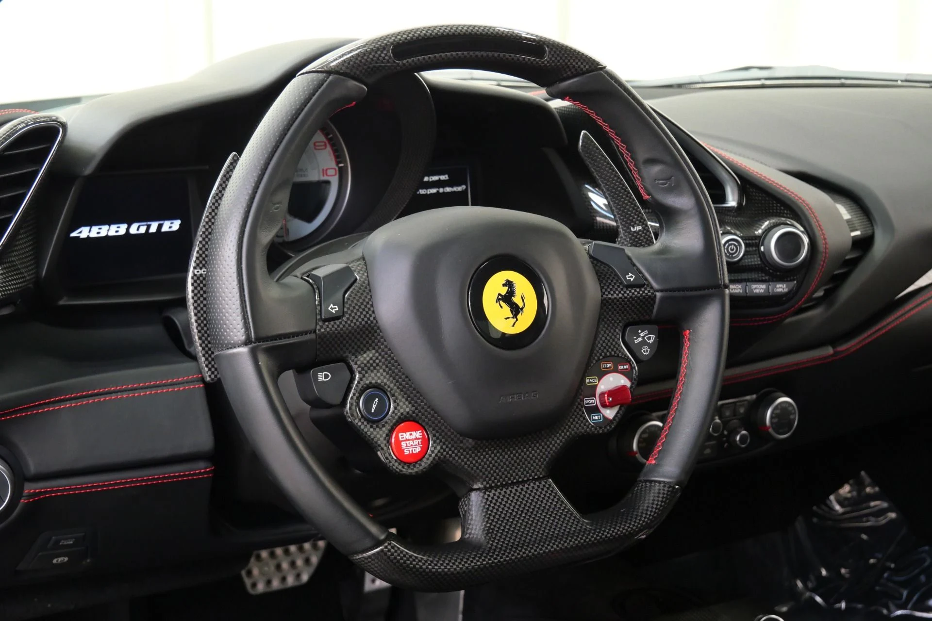 mph013_2466505077_Used_2018_Ferrari_488_GTB_1755879022_2dcfcacd20