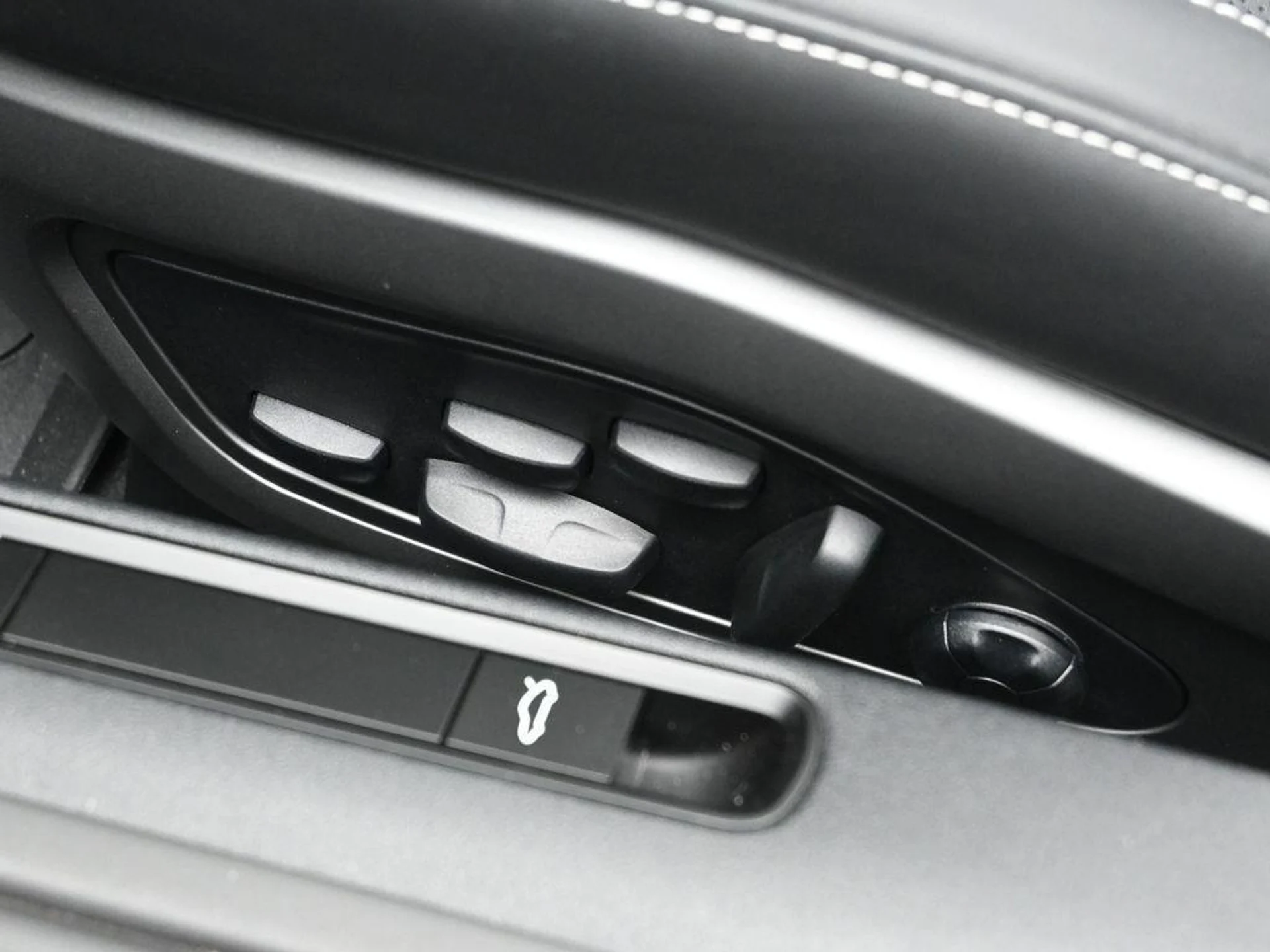 mph013_2474149877_Nhz_X_Fbkk1o7pus_LU_1z8_Uh_K_Xvmk_6239b32d9a