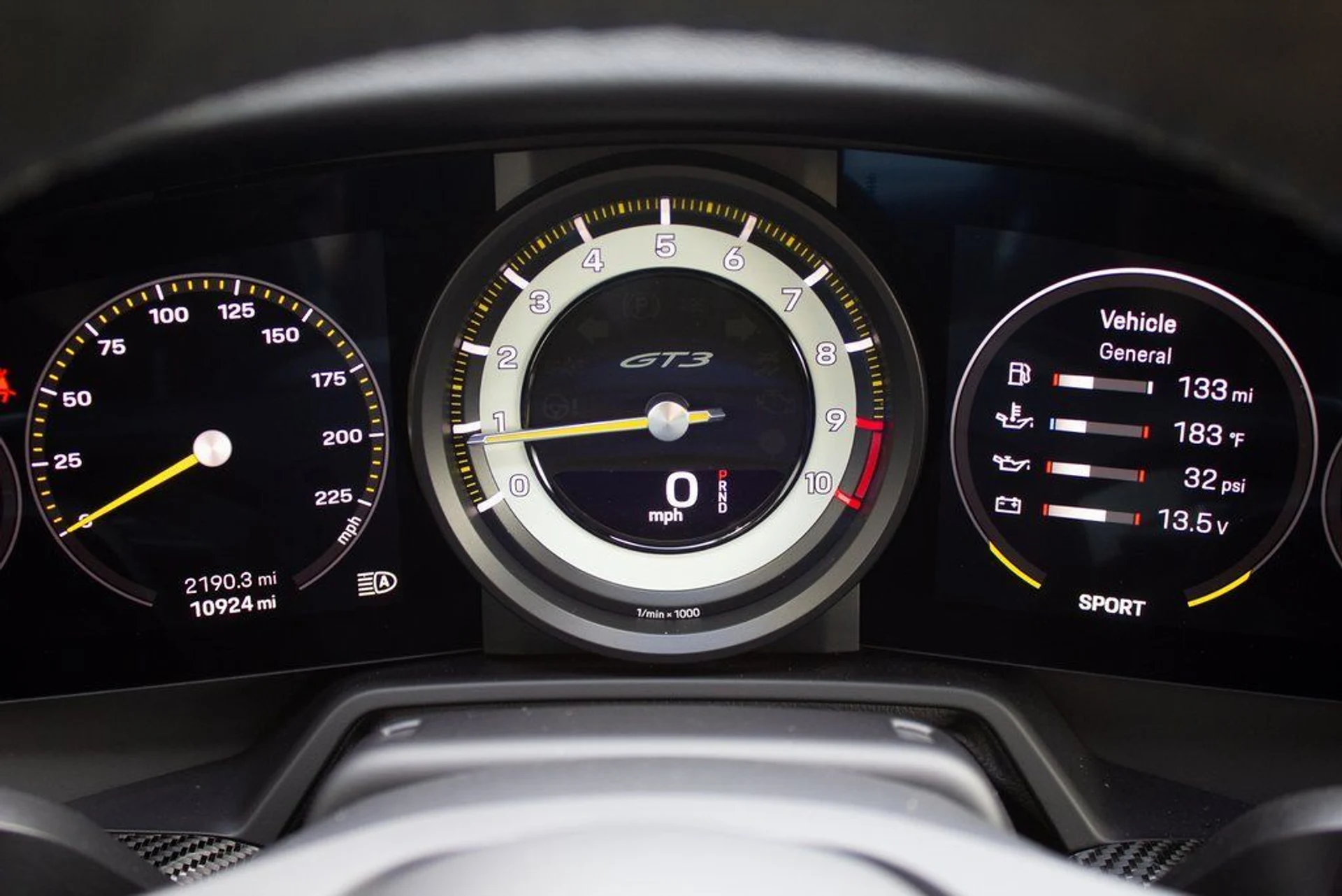 mph013_2475083312_c8a65097ddb352b55cc5694b9946539fx_f389c12d4f