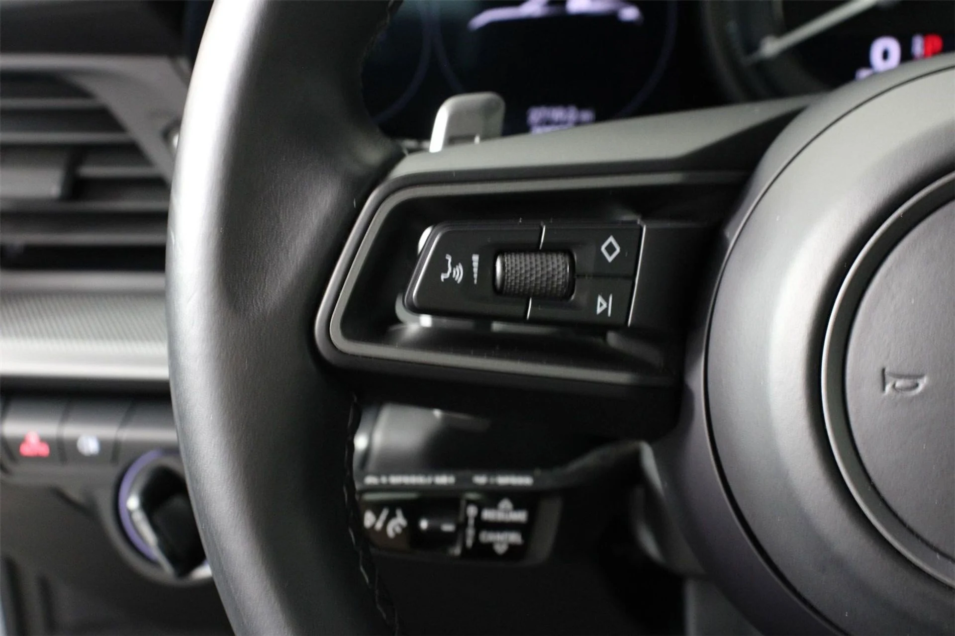 mph013_247578562_6df7b46e1c0394f05b56bb17961f6544_596c05aebc