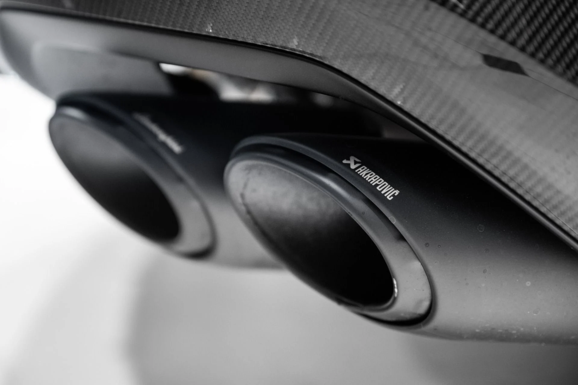 mph013_2476743169_Used_2024_Lamborghini_Urus_Performante_1773070205_c0cb940c44