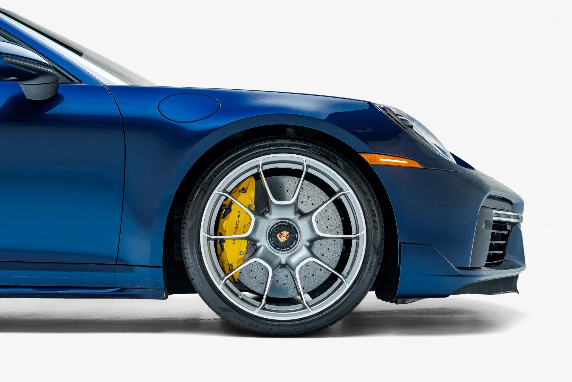 mph013_2479823194_Used_2022_Porsche_911_Turbo_S_1791933686_5230664d62