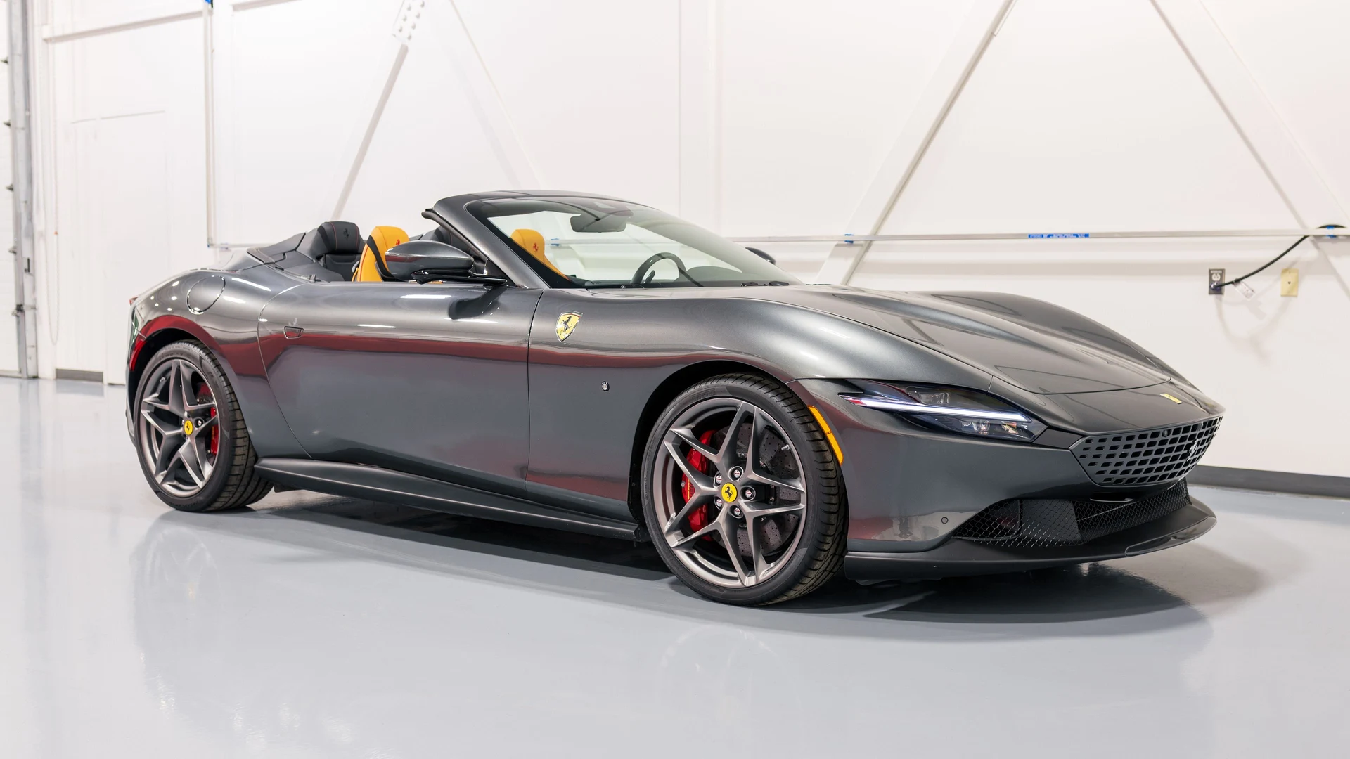 mph013_2481471562_60e2d597_b425_4404_abe9_699326b74f45_9f2521d942