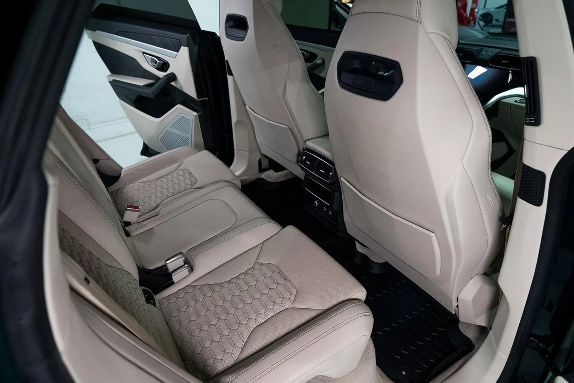 mph013_2494403350_4417fb43e3dc76d2025c058c216fd4b9_67c436f99b