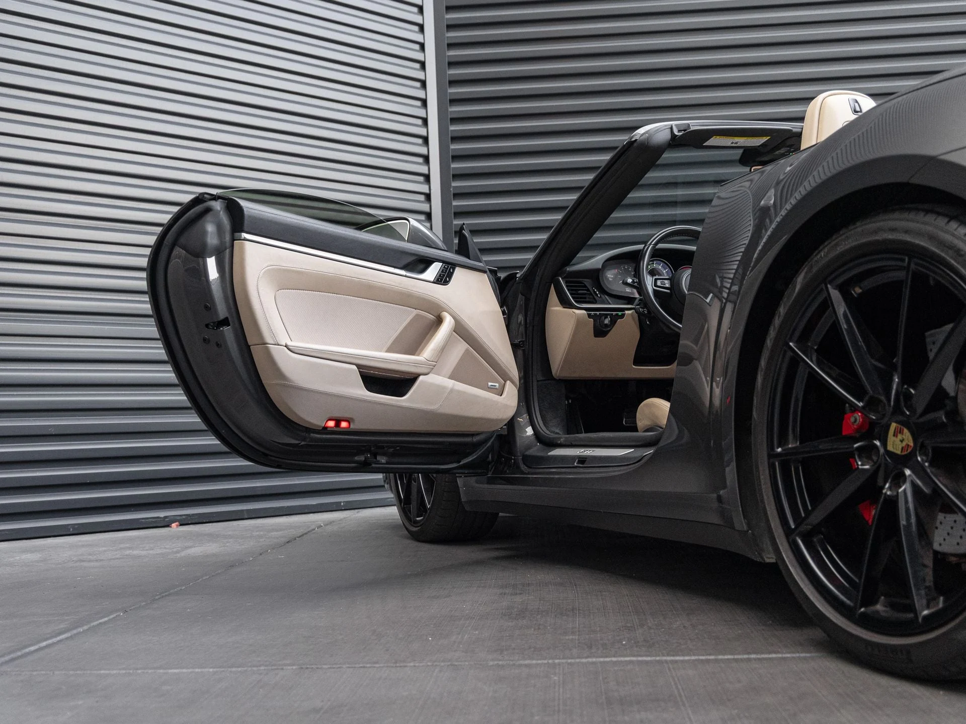 mph013_2494443733_14_f2581a48b7