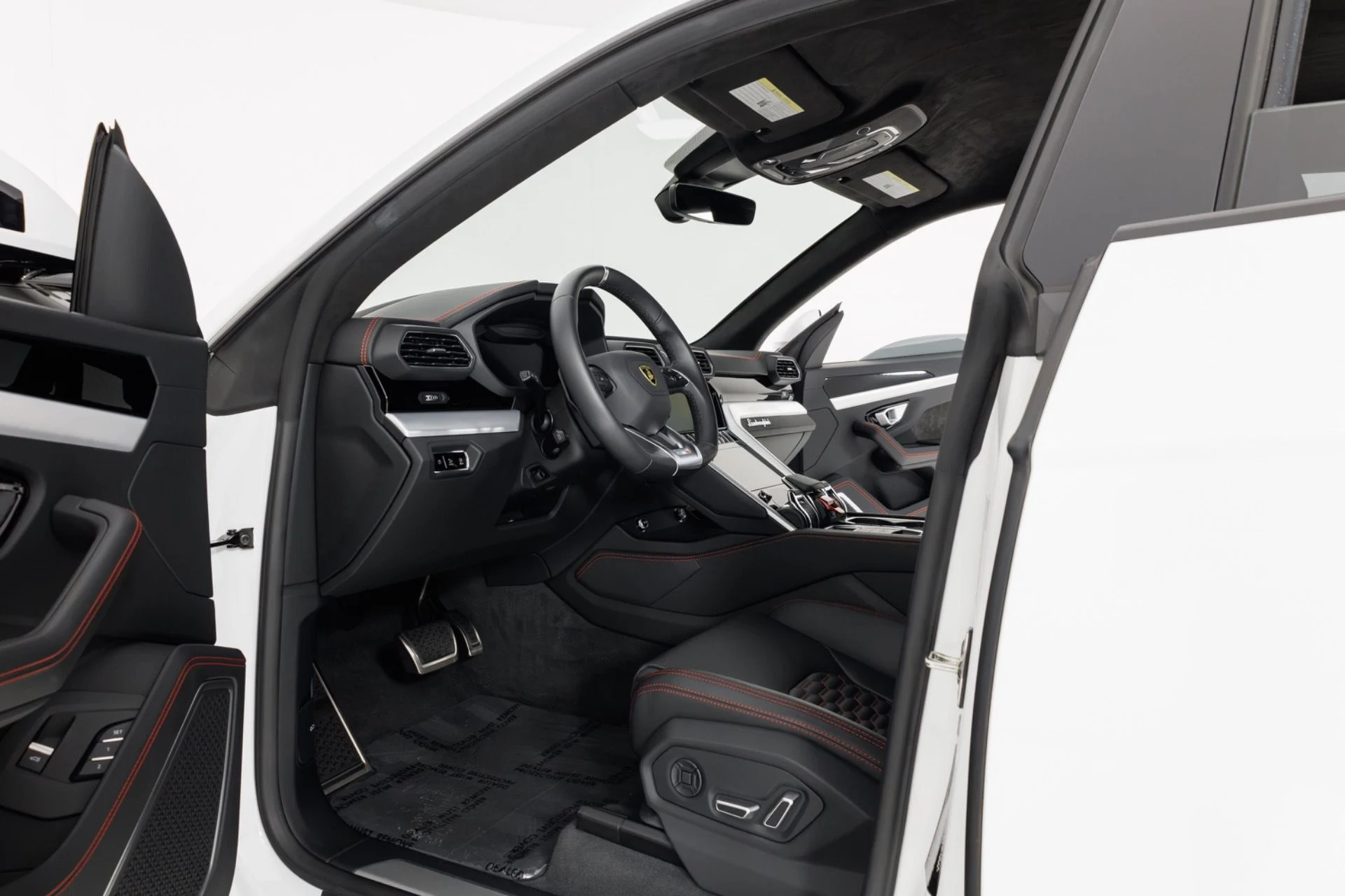 mph013_2494803052_Used_2024_Lamborghini_Urus_S_1788297644_ea65cb87eb