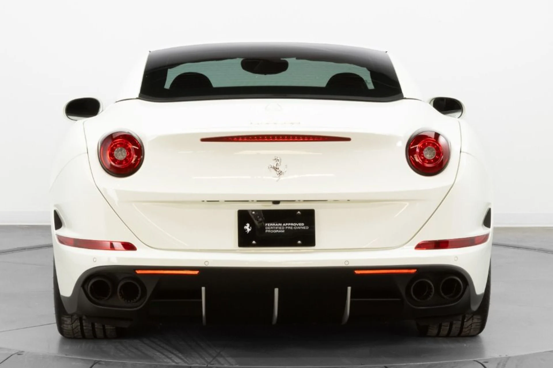 mph013_249483616_Used_2016_Ferrari_California_T_de4976bdbc