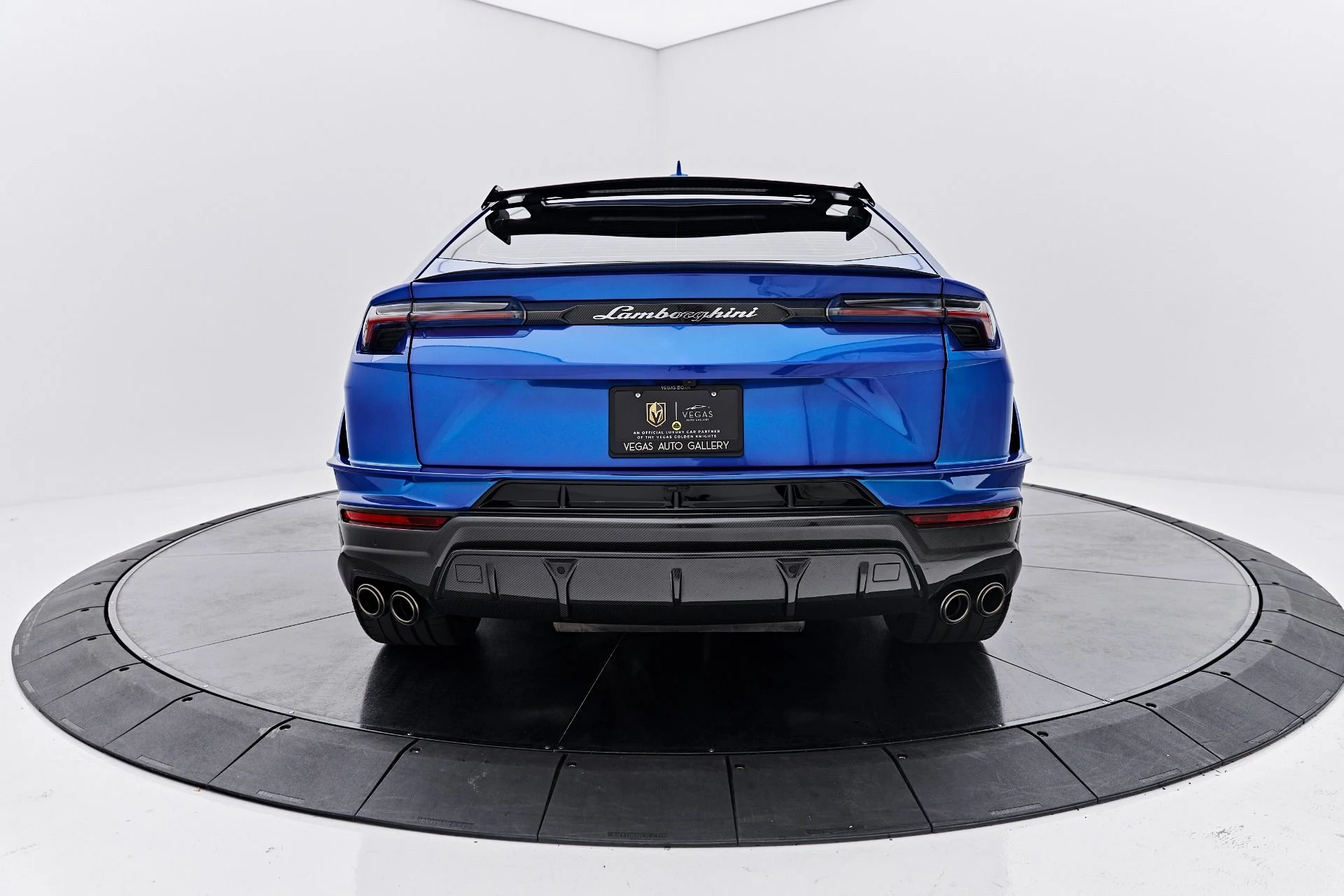 mph013_2496592763_Used_2023_Lamborghini_Urus_Performante_1790208797_4312c2a140