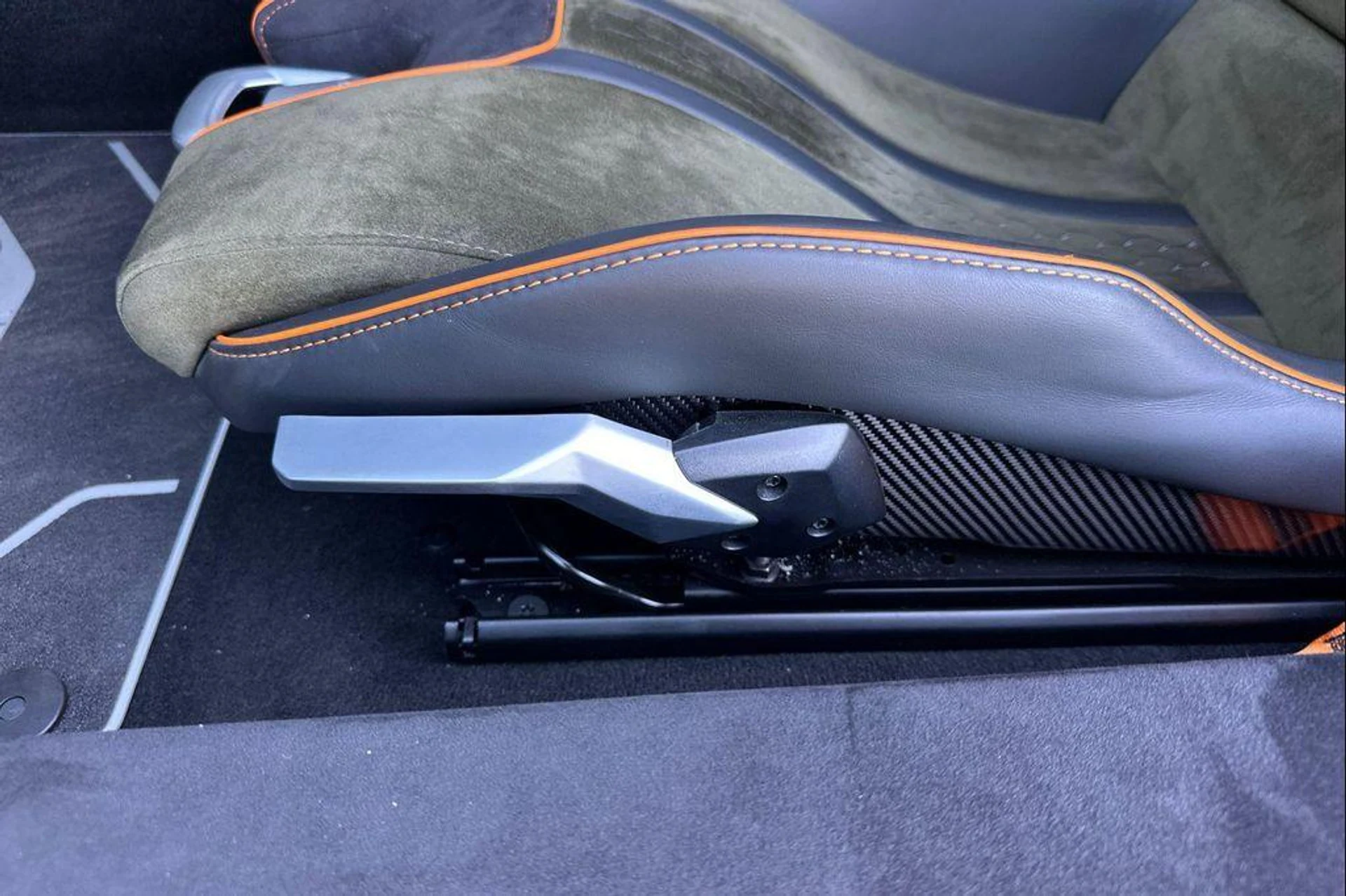 mph013_2496792450_7_Kj5_GWUKXC_L_Ncz_zr_Aa_C4_WS_2g_86c9bc44e7