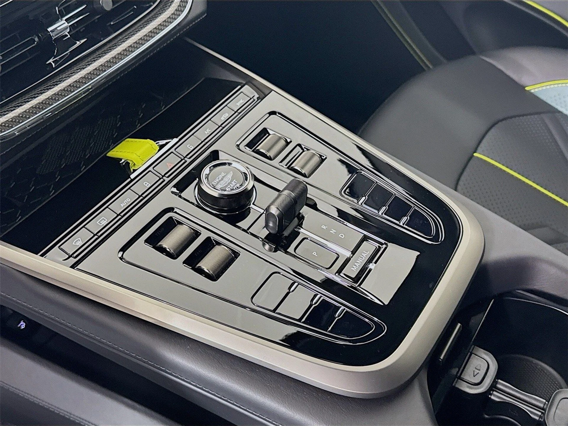 mph013_2507412275_4d30402f88cbf4a7f876734b2b4d571ax_5c5405aa42