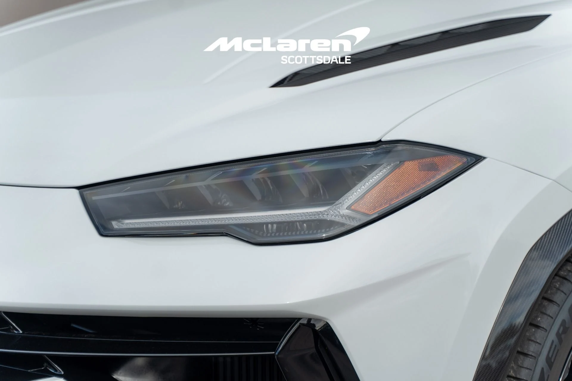 mph013_2511397796_Used_2024_LAMBORGHINI_URUS_Performante_1764564221_8858e33181