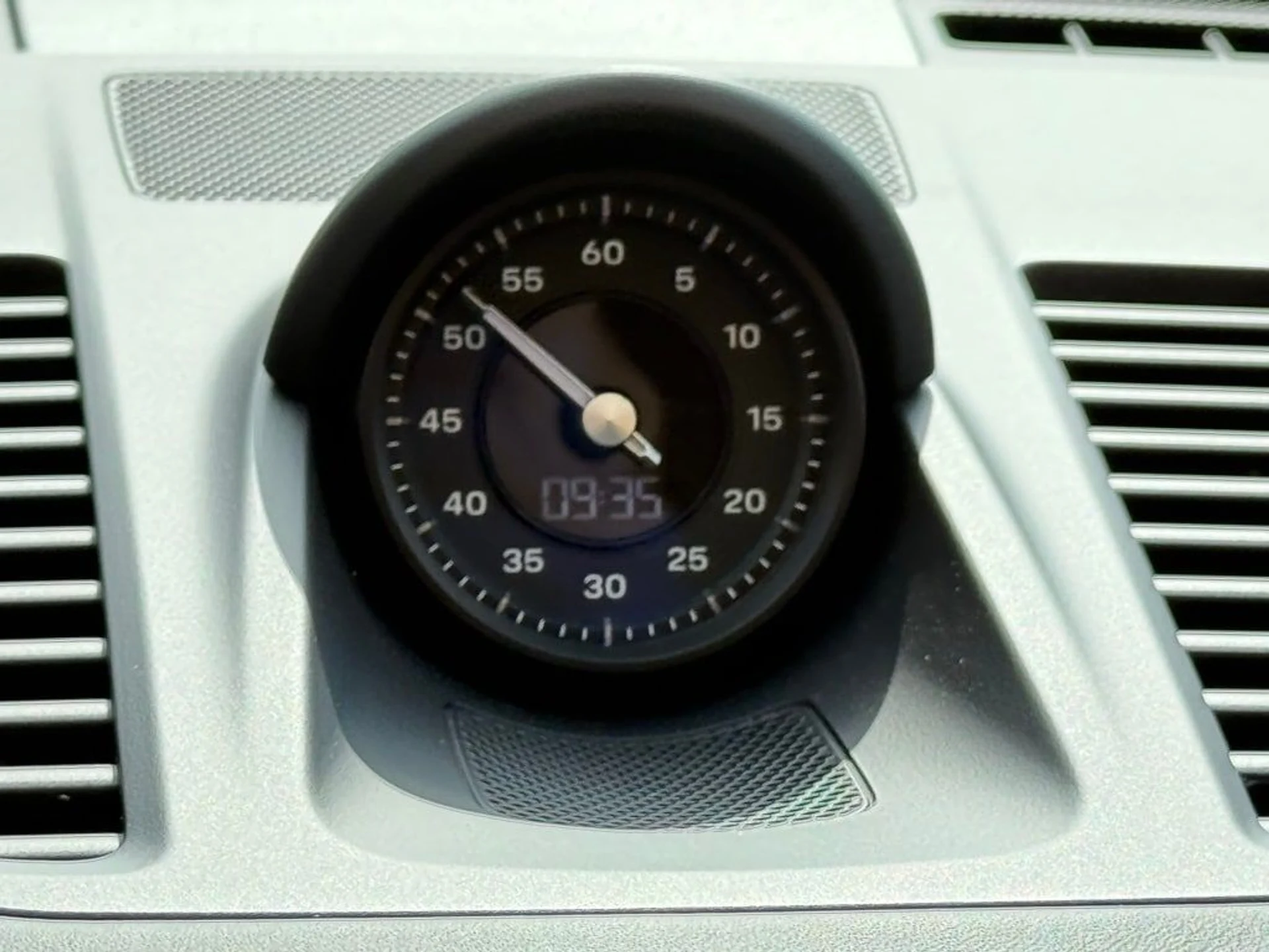 mph013_2519869408_bfc3ee72d56dc2af09adbb00e538d7acx_d21719136b