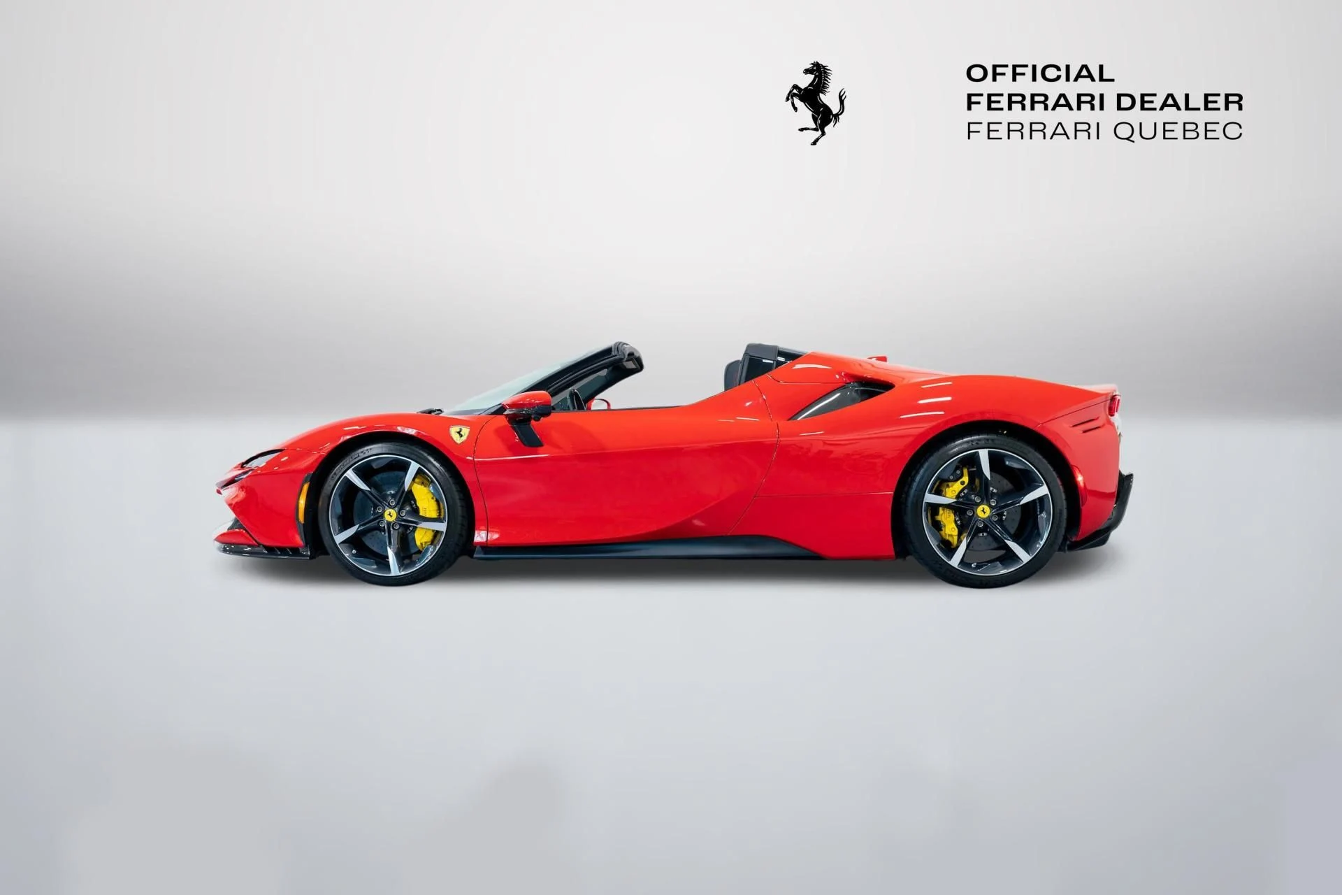 mph013_2520041054_Used_2022_Ferrari_SF_90_Spider_Base_1789645470_d8ed1644de