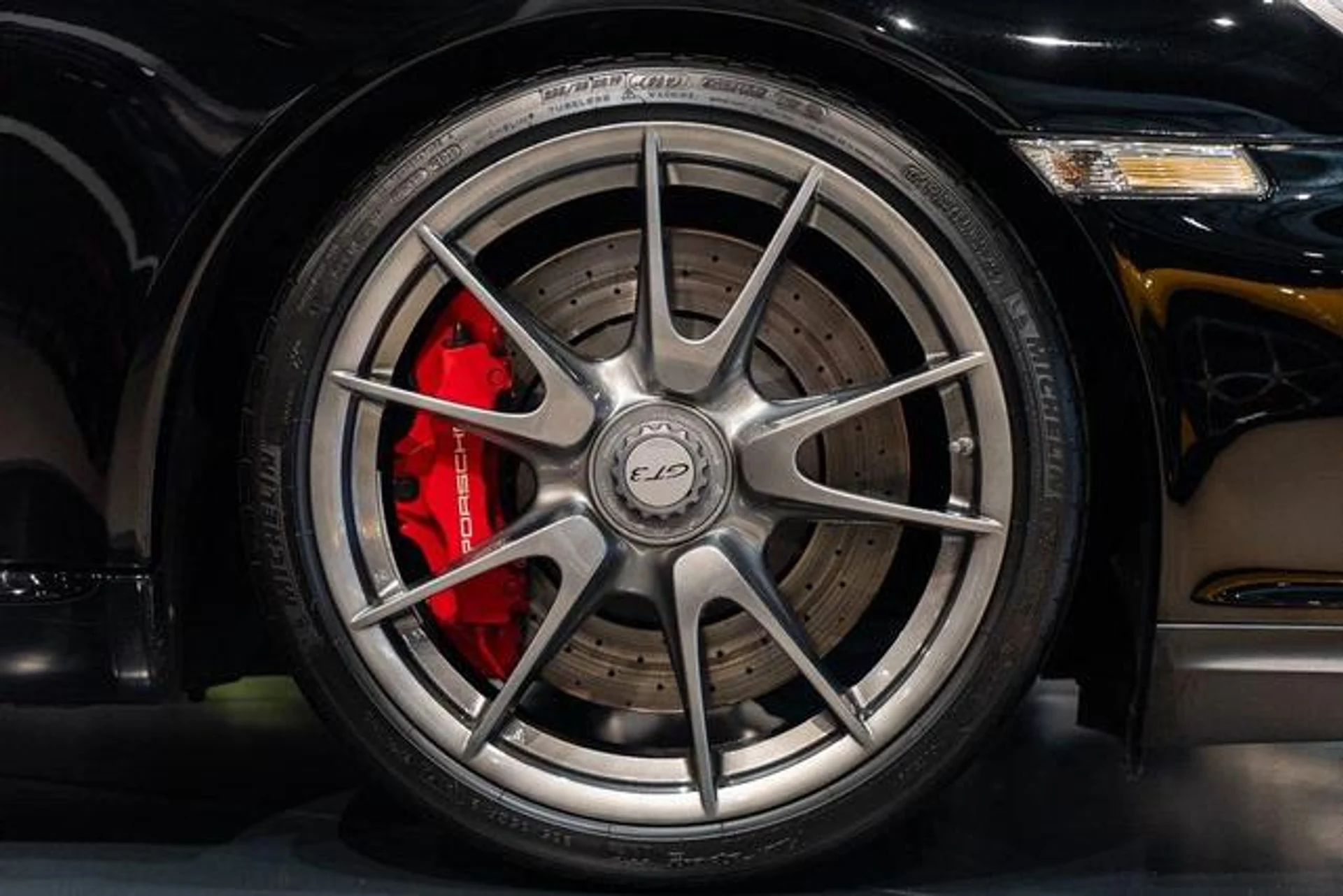 mph013_2522366525_AH_Dj_Ua_W_Pns_O_Jqif_U9gonc3iyc_Ic_9374b4d570