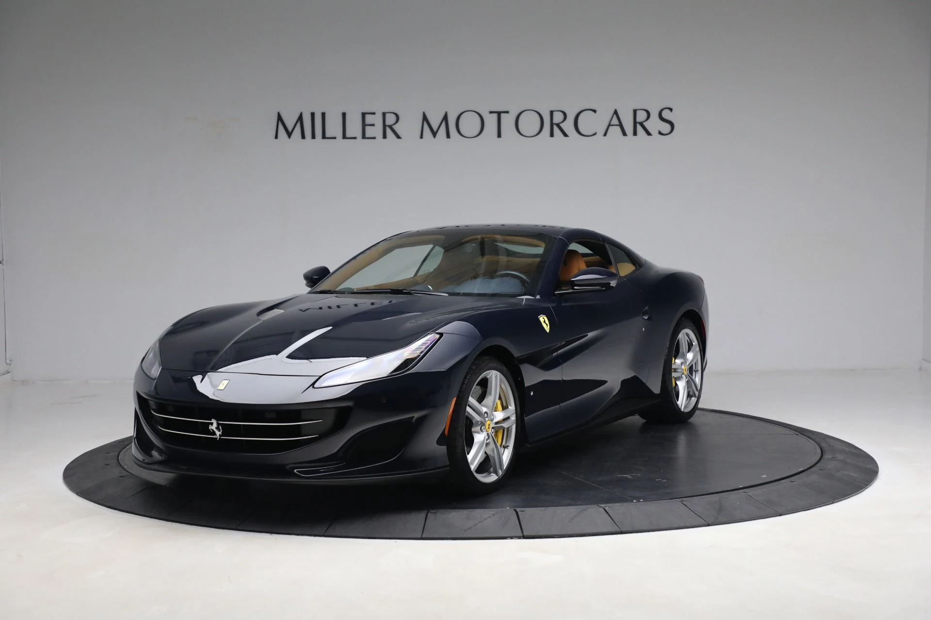 mph013_2526832047_Used_2019_Ferrari_Portofino_74ea87e5d0