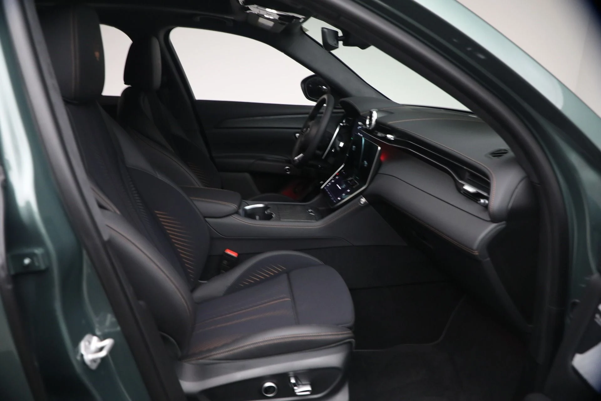 mph013_2528969947_New_2026_Maserati_Grecale_Modena_1773935518_6d9a63597a