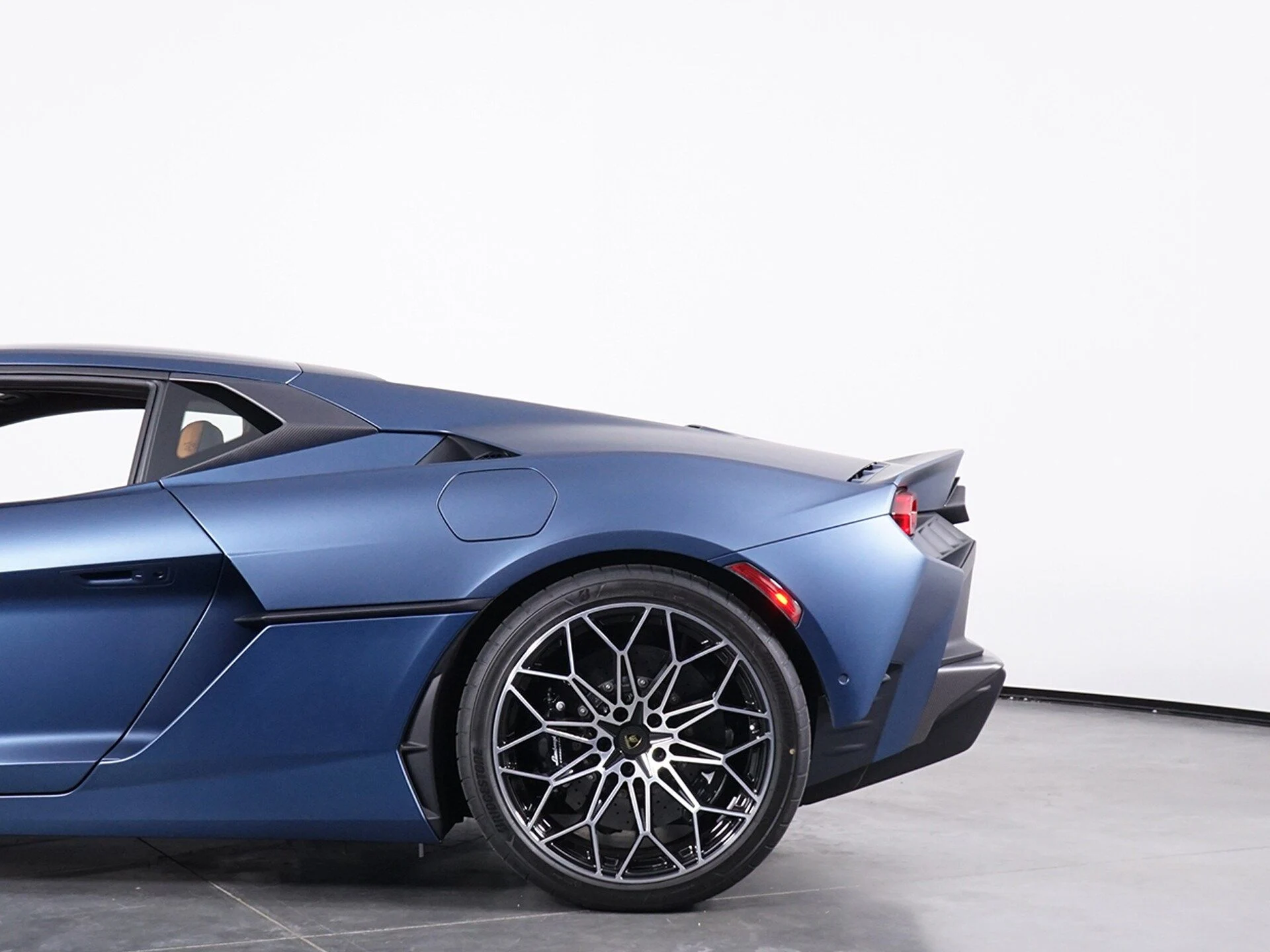 mph013_2539728777_283356782c064bb18c7f040d5340d8ea_94a80653aa