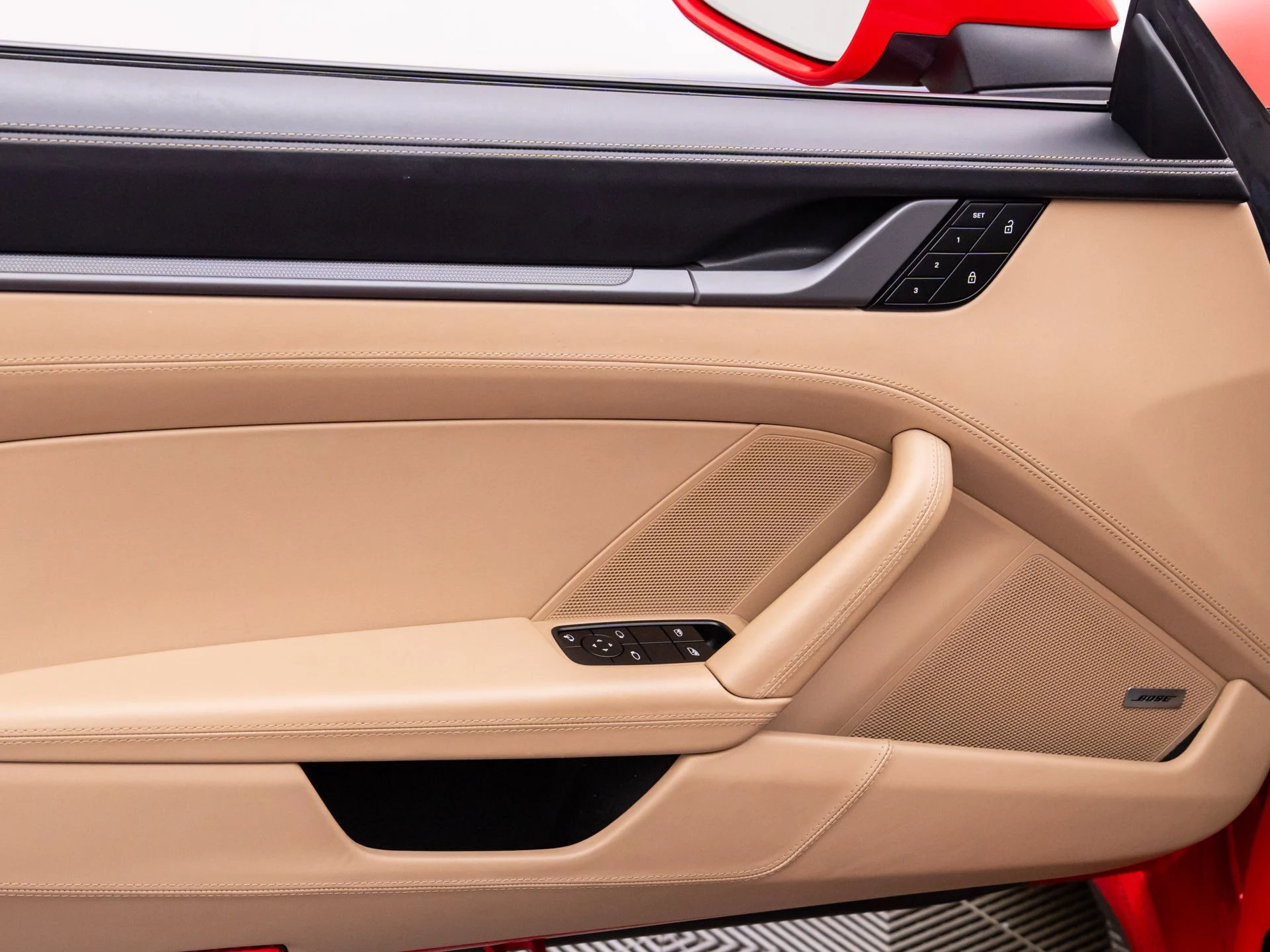 mph013_2542009300_2672300d01fcdb1aca3f44e961e76642x_eefe6e306d