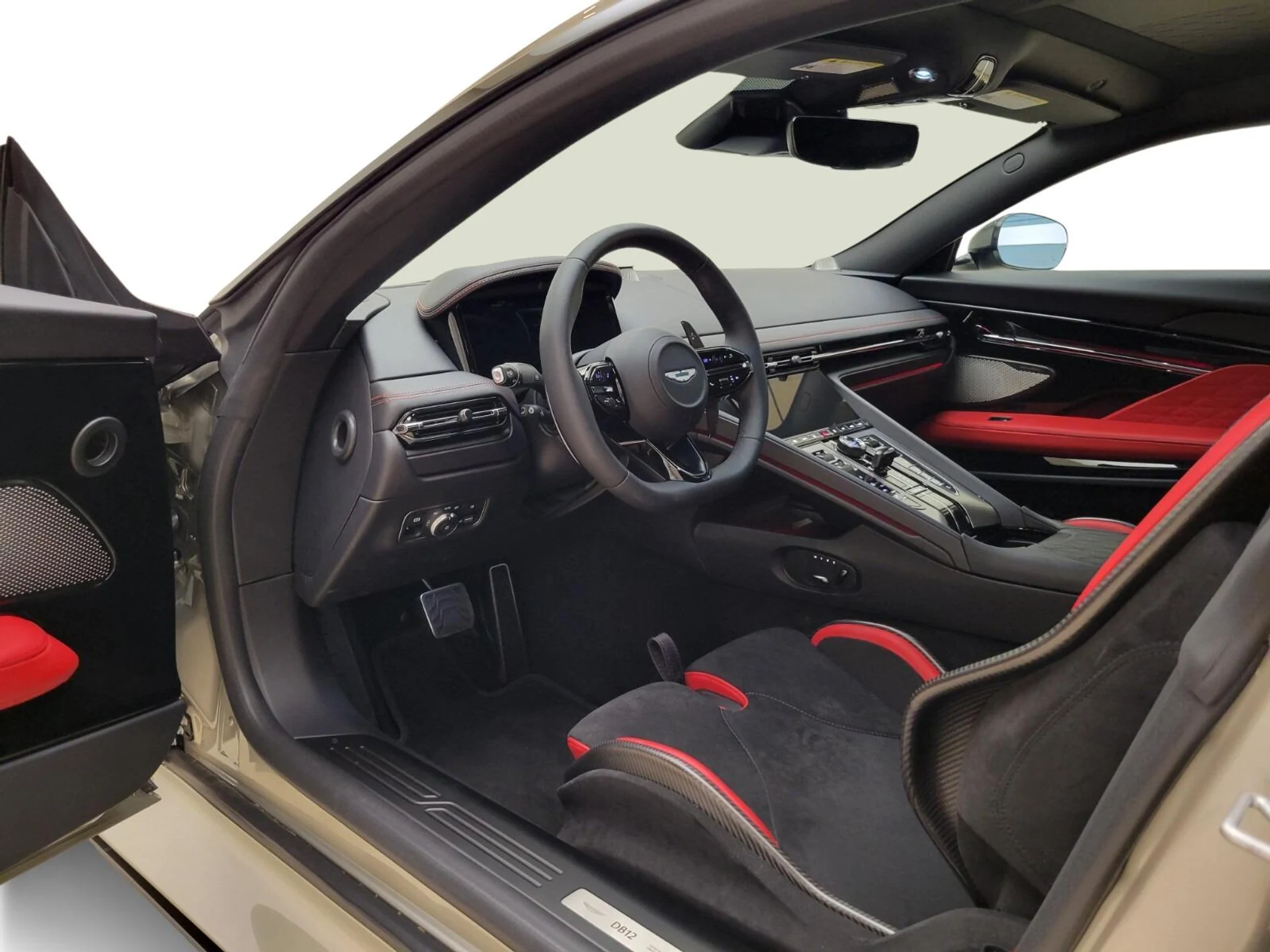 mph013_2547571051_Used_2024_Aston_Martin_DB_12_1734001266_09e9774c40
