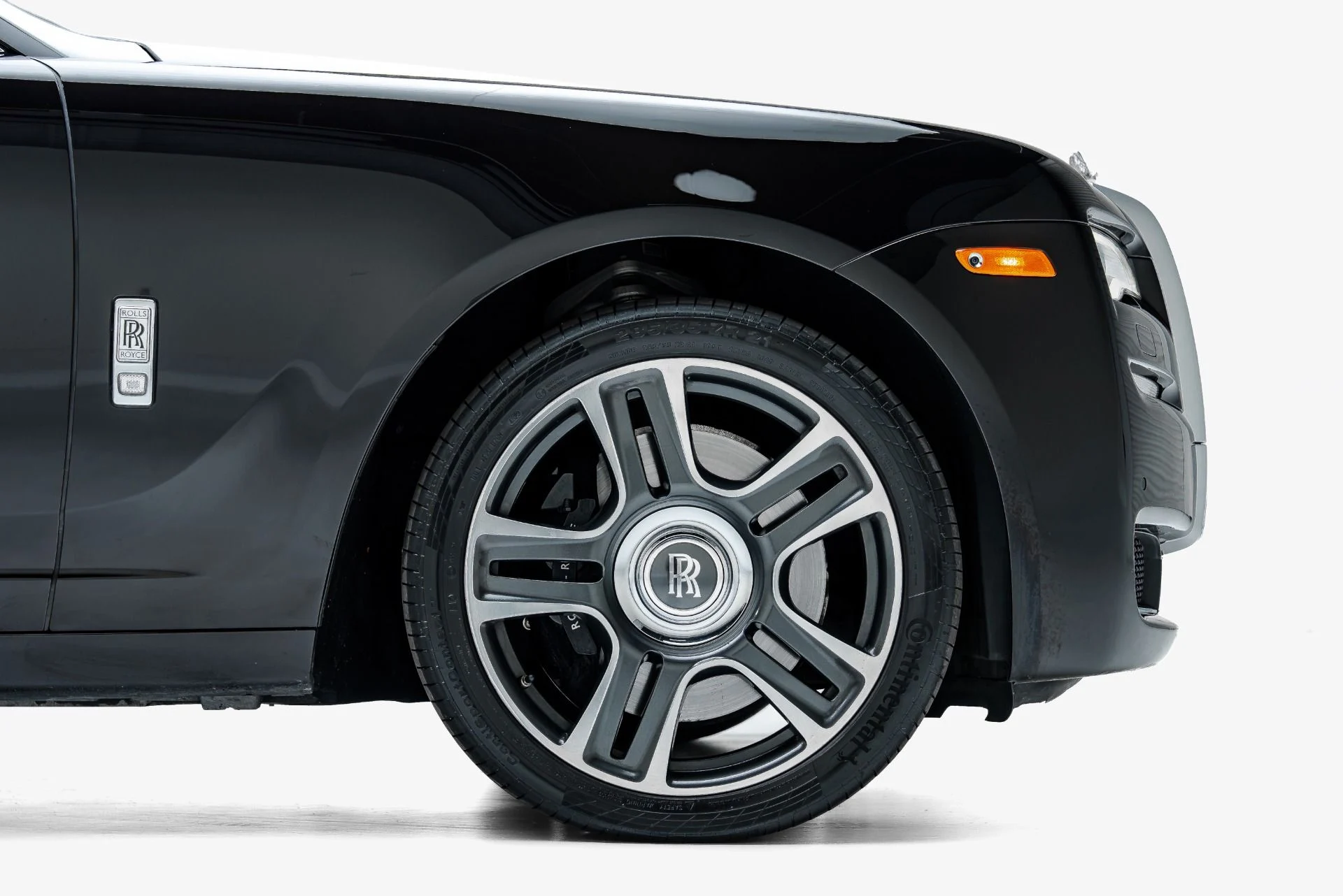 mph013_2552092680_Used_2016_Rolls_Royce_Ghost_1790722765_11614d8f99