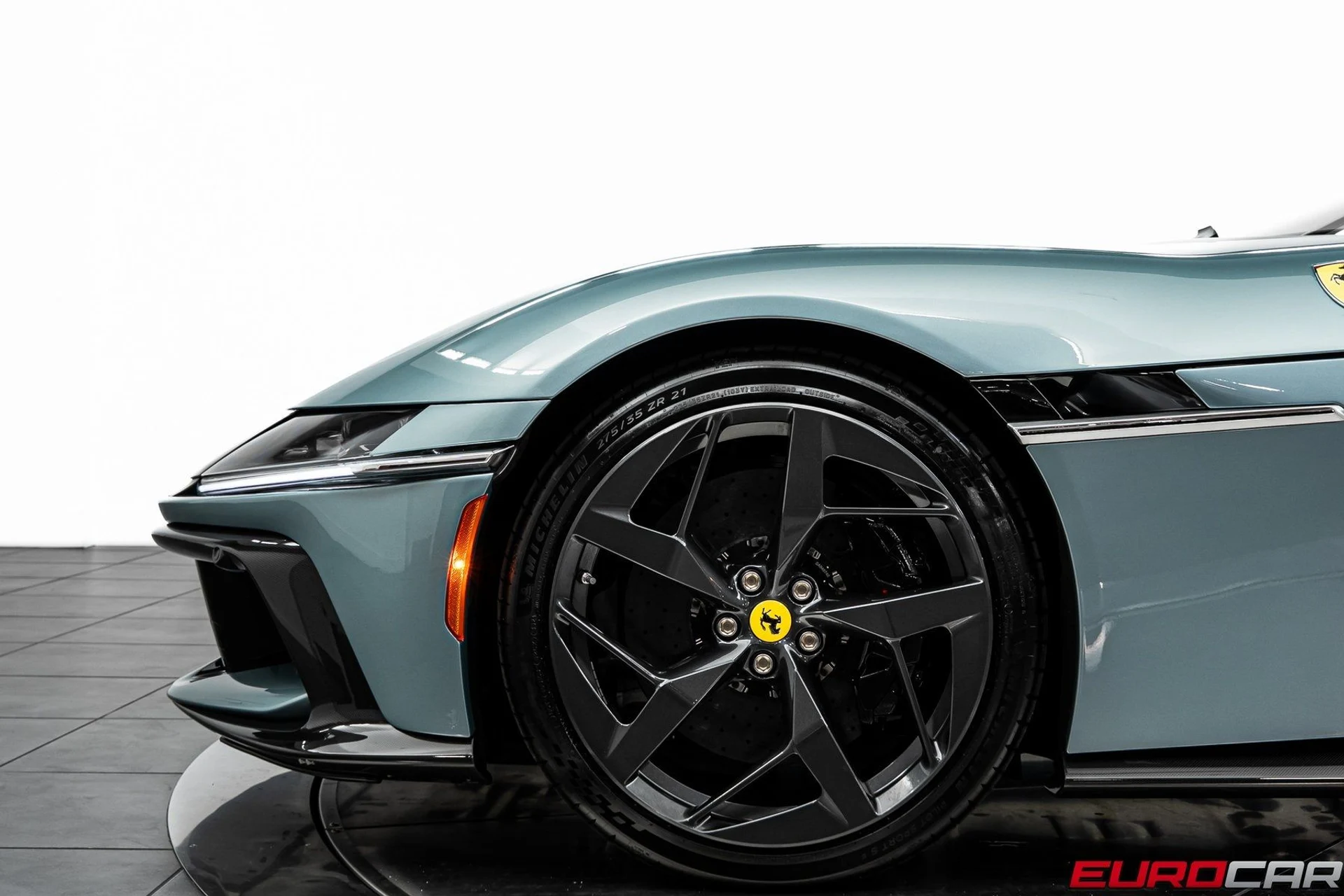 mph013_2554392307_image_14_1a28b55b11