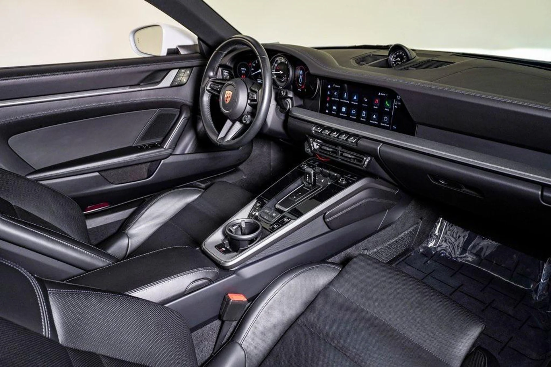 mph013_2561730164_L_Wi_WM_Xx_SL_Yo_Cdb_CB_Pe_Uf_Hc_GM_Ynw_402b7b6e83