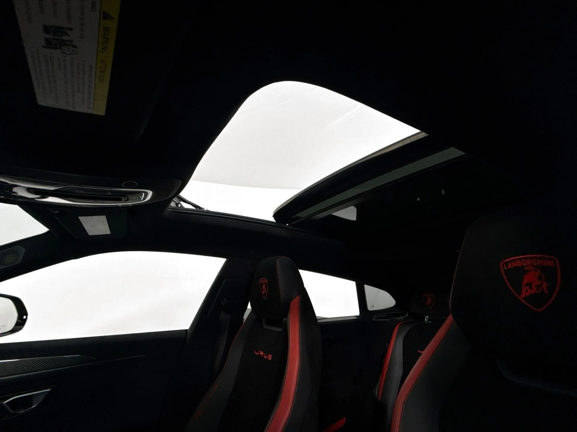 mph013_2562116909_Used_2023_Lamborghini_Urus_Performante_1783708221_1cab7fd146