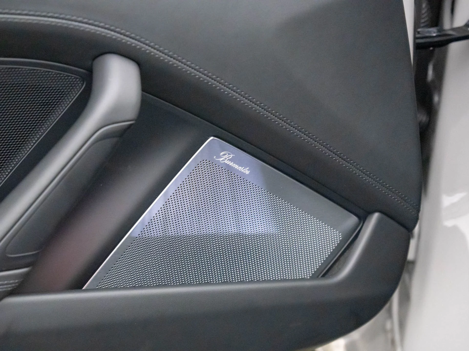 mph013_2562231923_152bc49756ee45f80ad3d22b242311e4x_531ec4bd1f