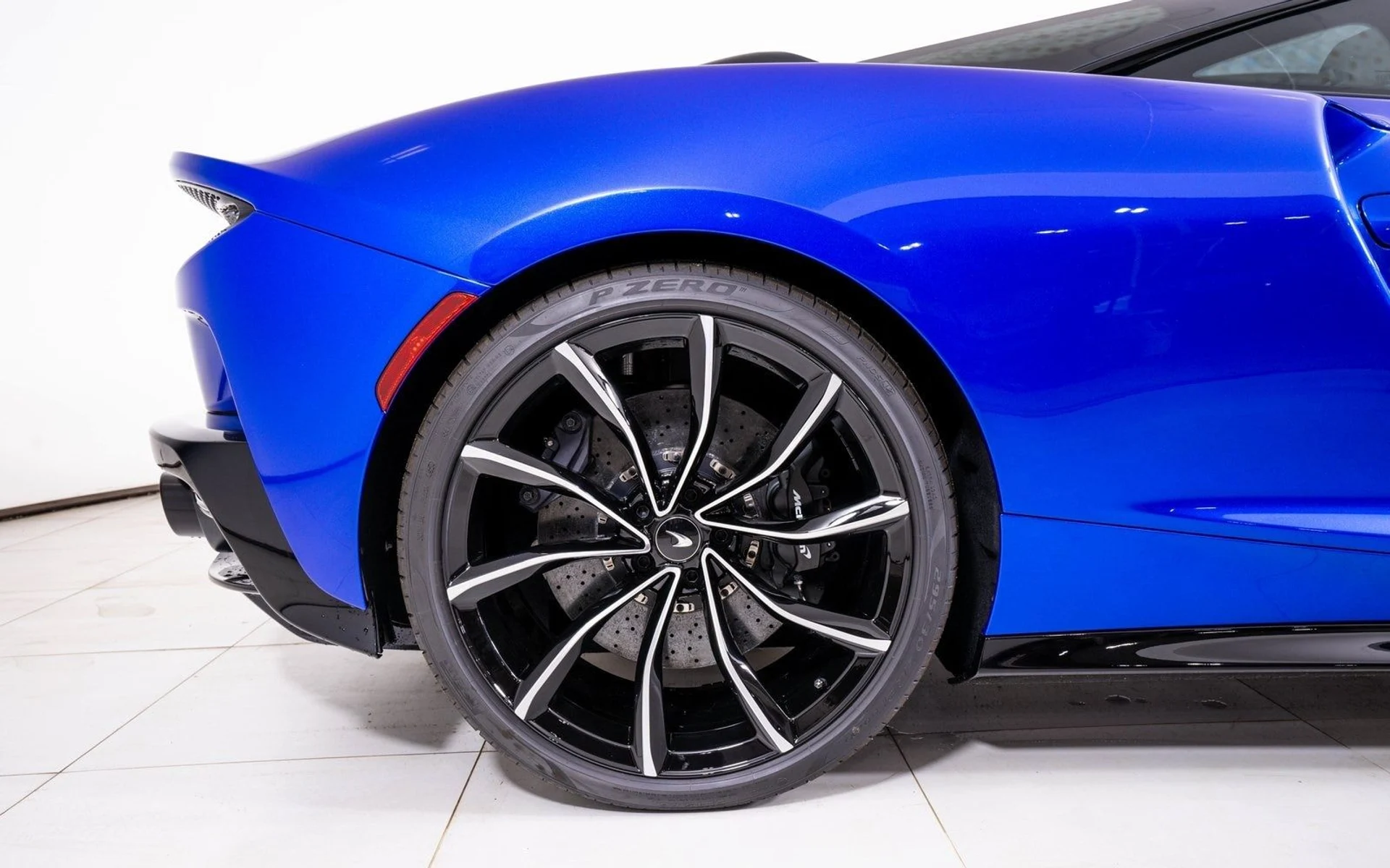 mph013_256496396_c033254cc66a47a919bb52c908b7cf8ex_9614147a33