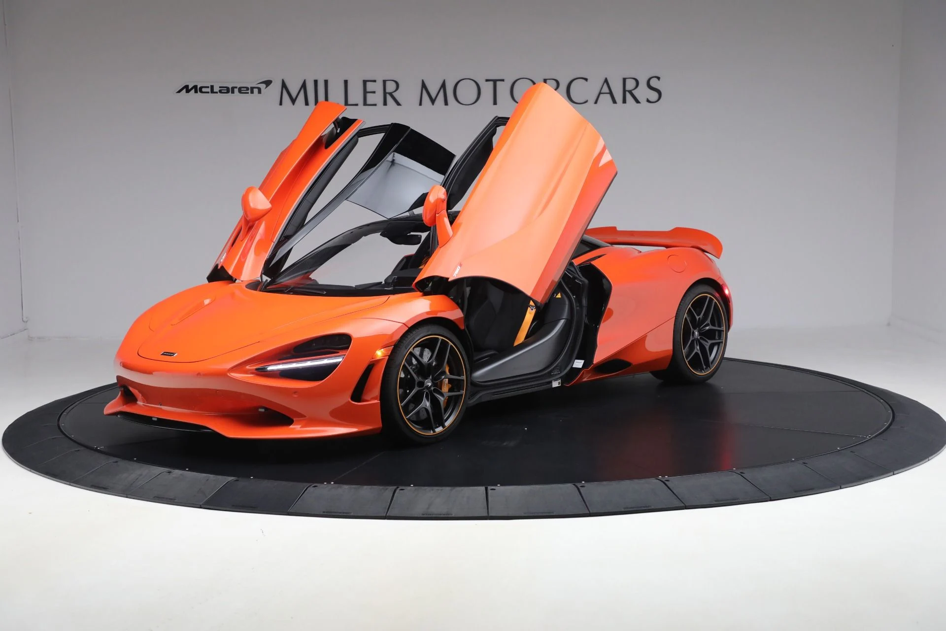 mph013_2568704403_Used_2024_Mc_Laren_750_S_5c18b248e5