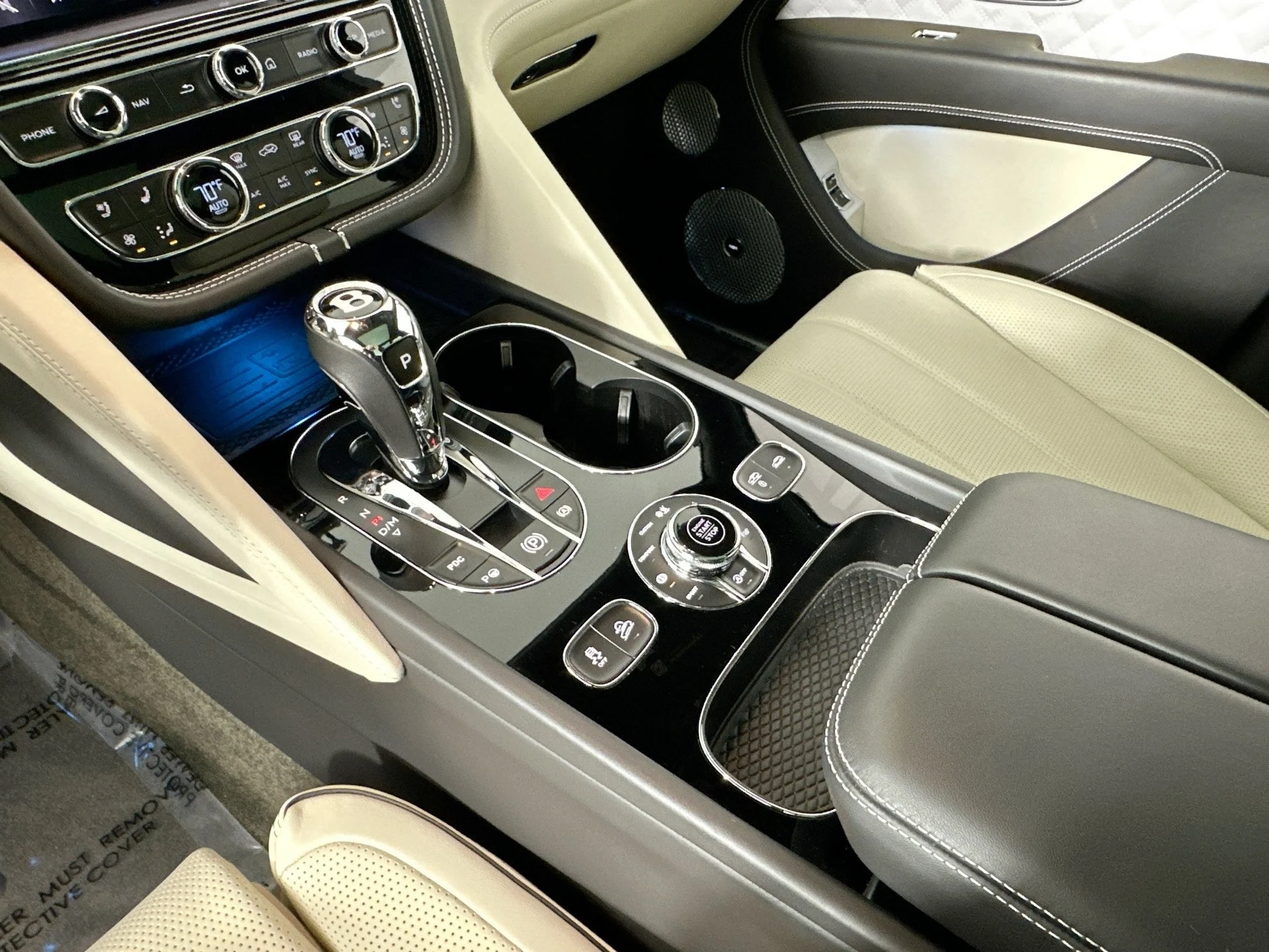 mph013_2571190376_14_cbbd2ed4e0