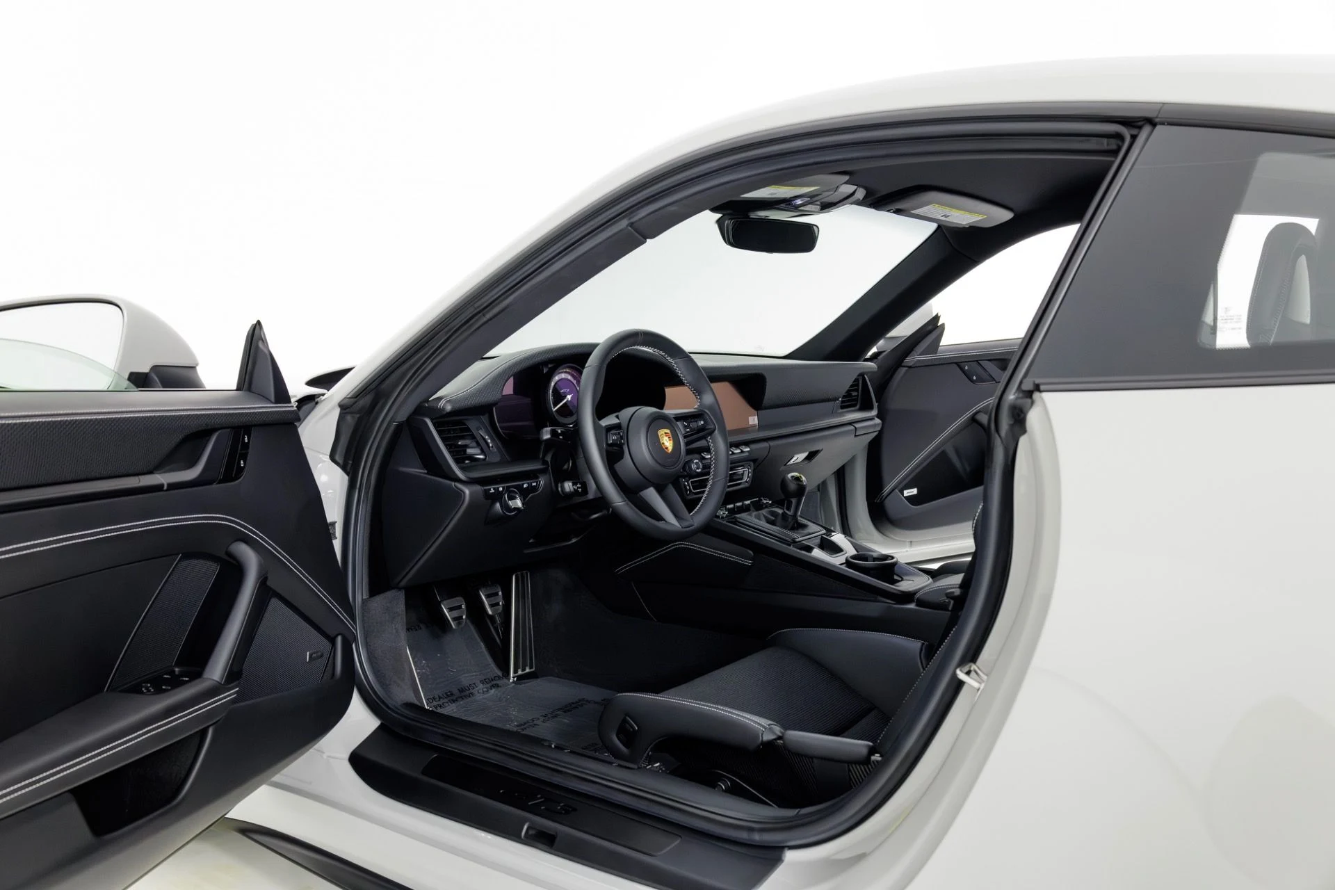 mph013_2572311493_Used_2024_Porsche_911_GT_3_Touring_1767999905_c5b051fc8e