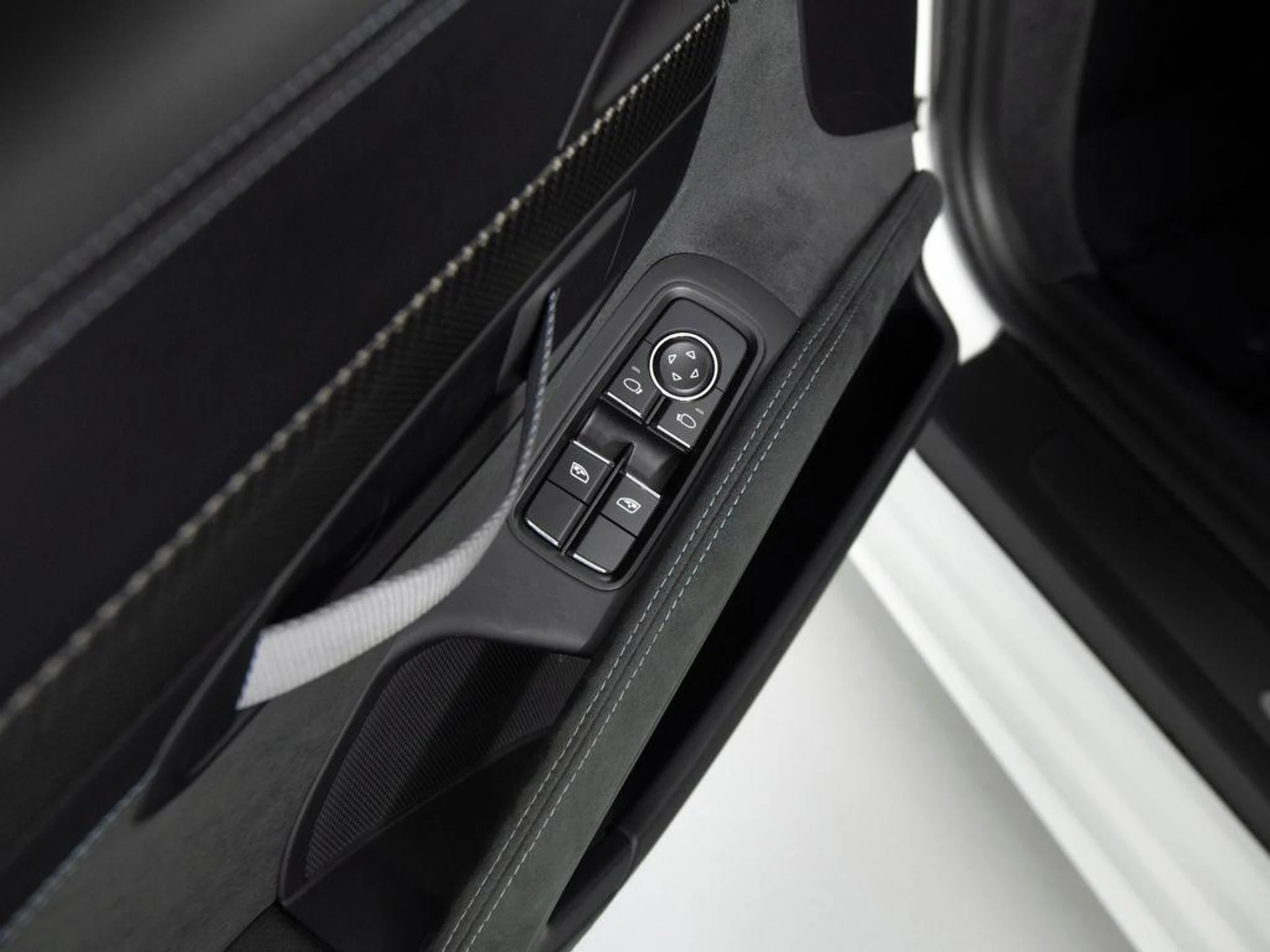 mph013_2578047776_z_Ioo_Ew_Iyl_E_Xp3u_KDV_C1u_VBG_Jhc_4909858b5a